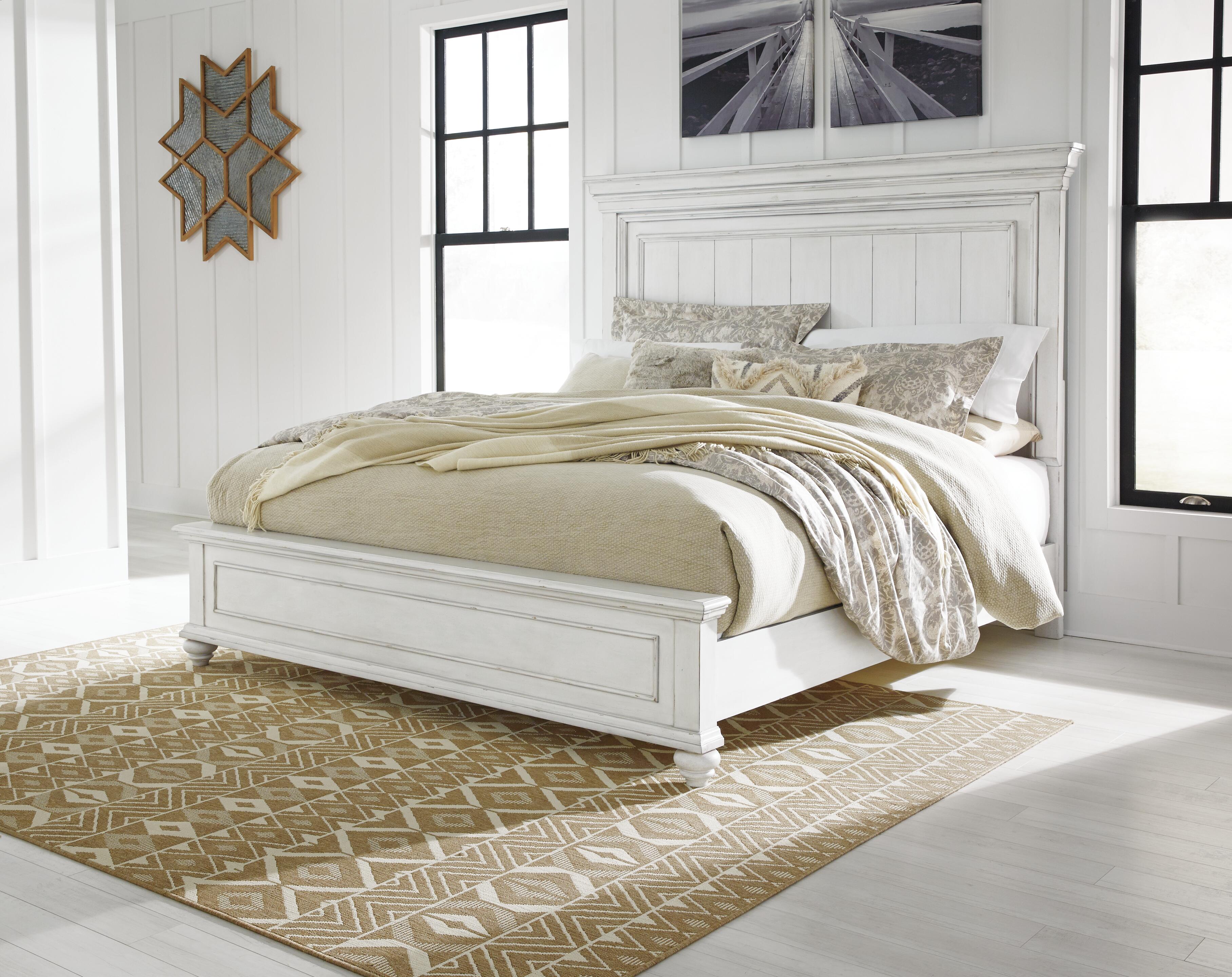 Kanwyn King Panel Bed