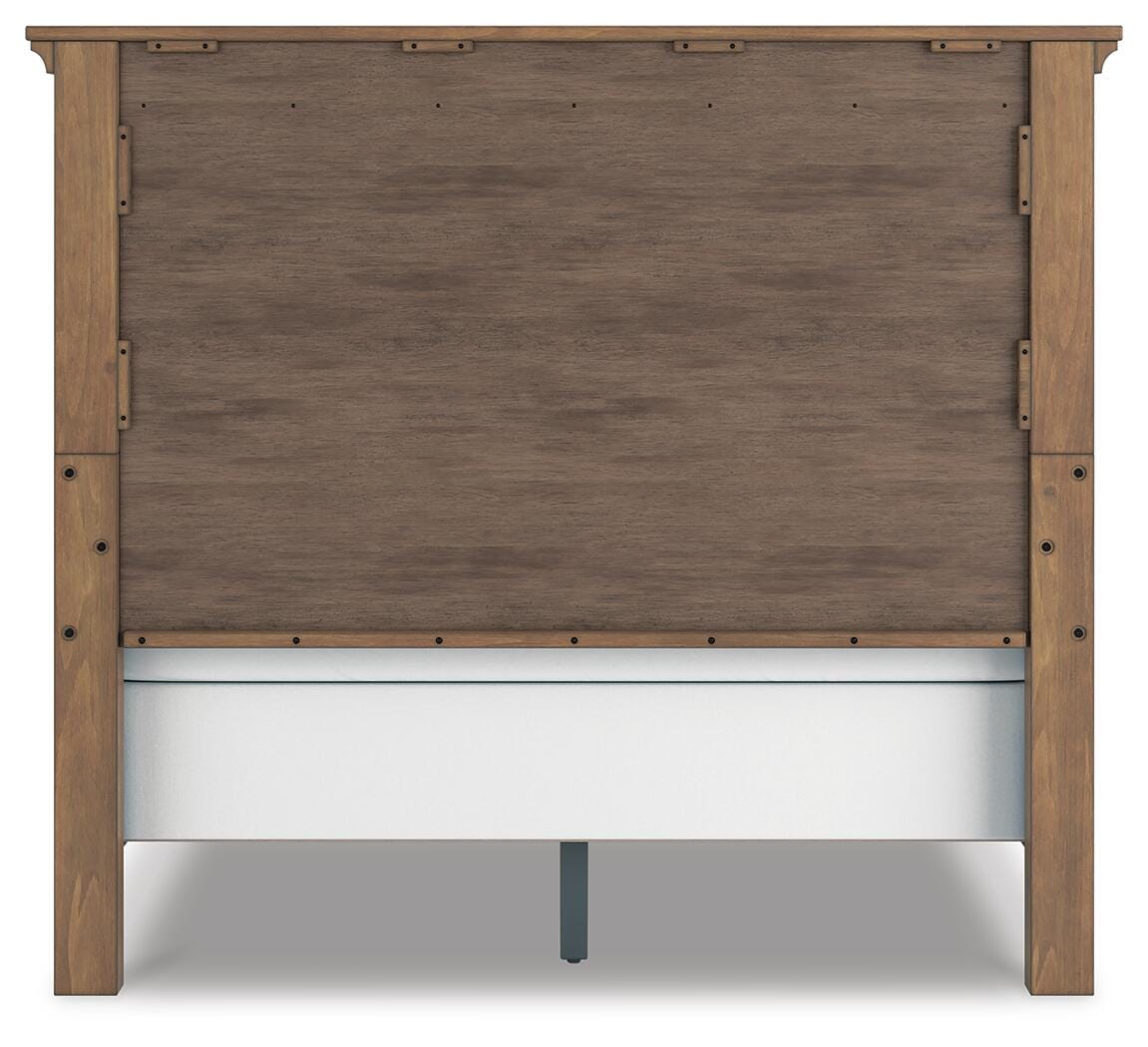 Feddinger Queen Panel Bed