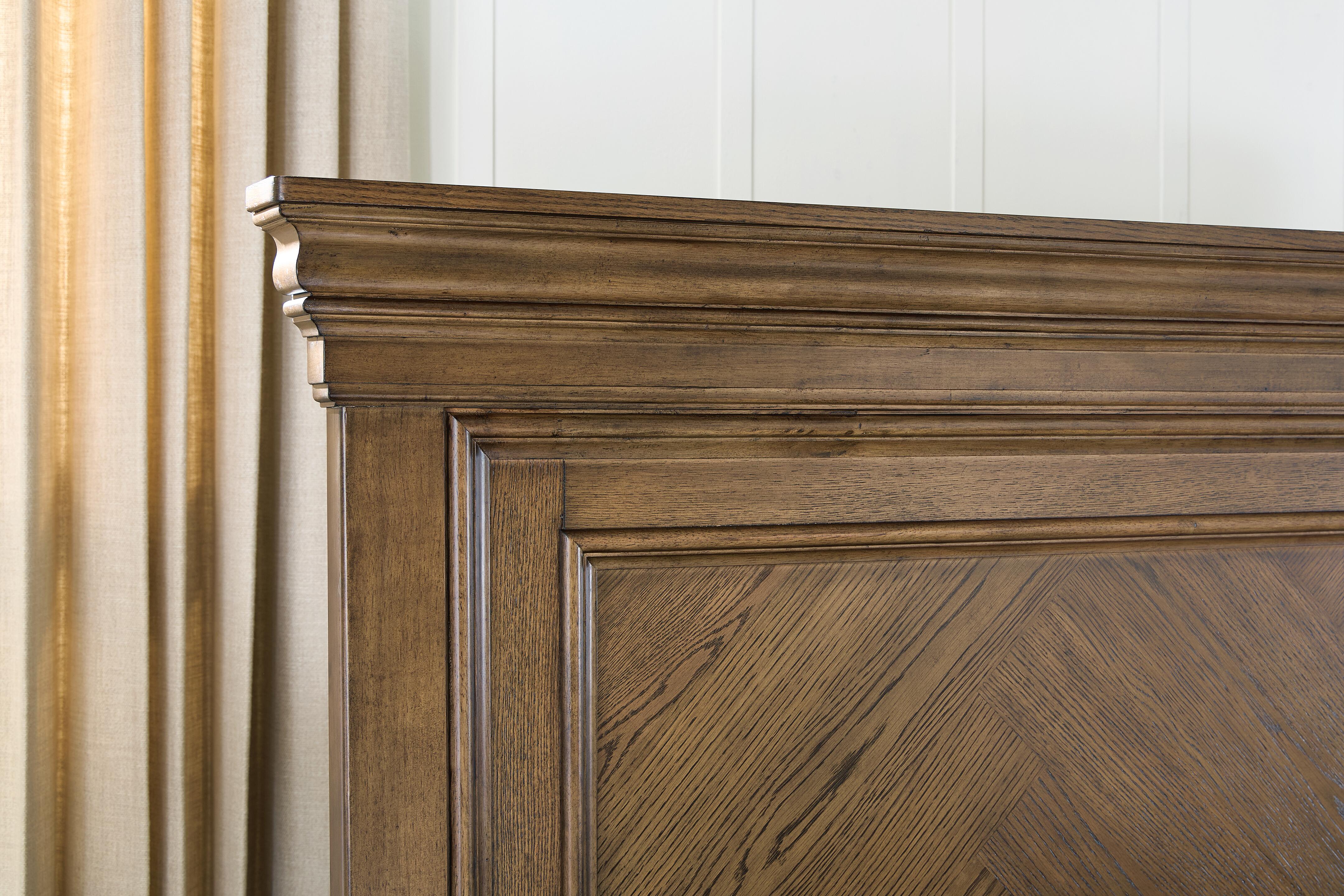 Karallin California King Panel Bed