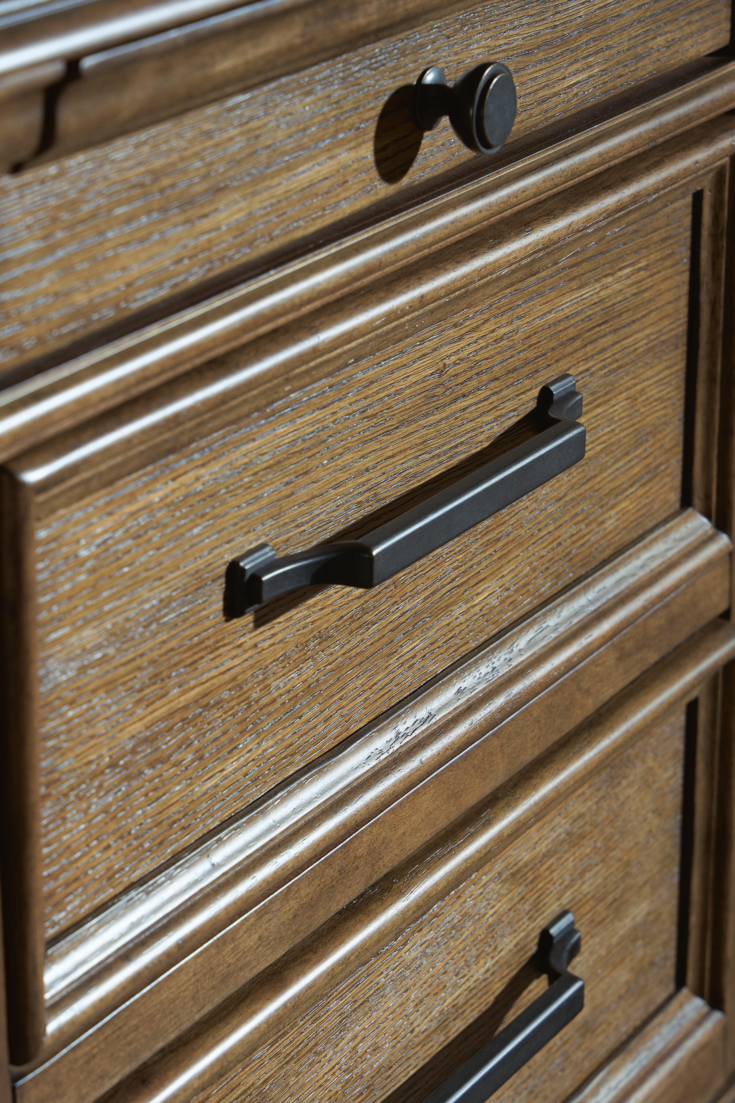Karallin Chest of Drawers