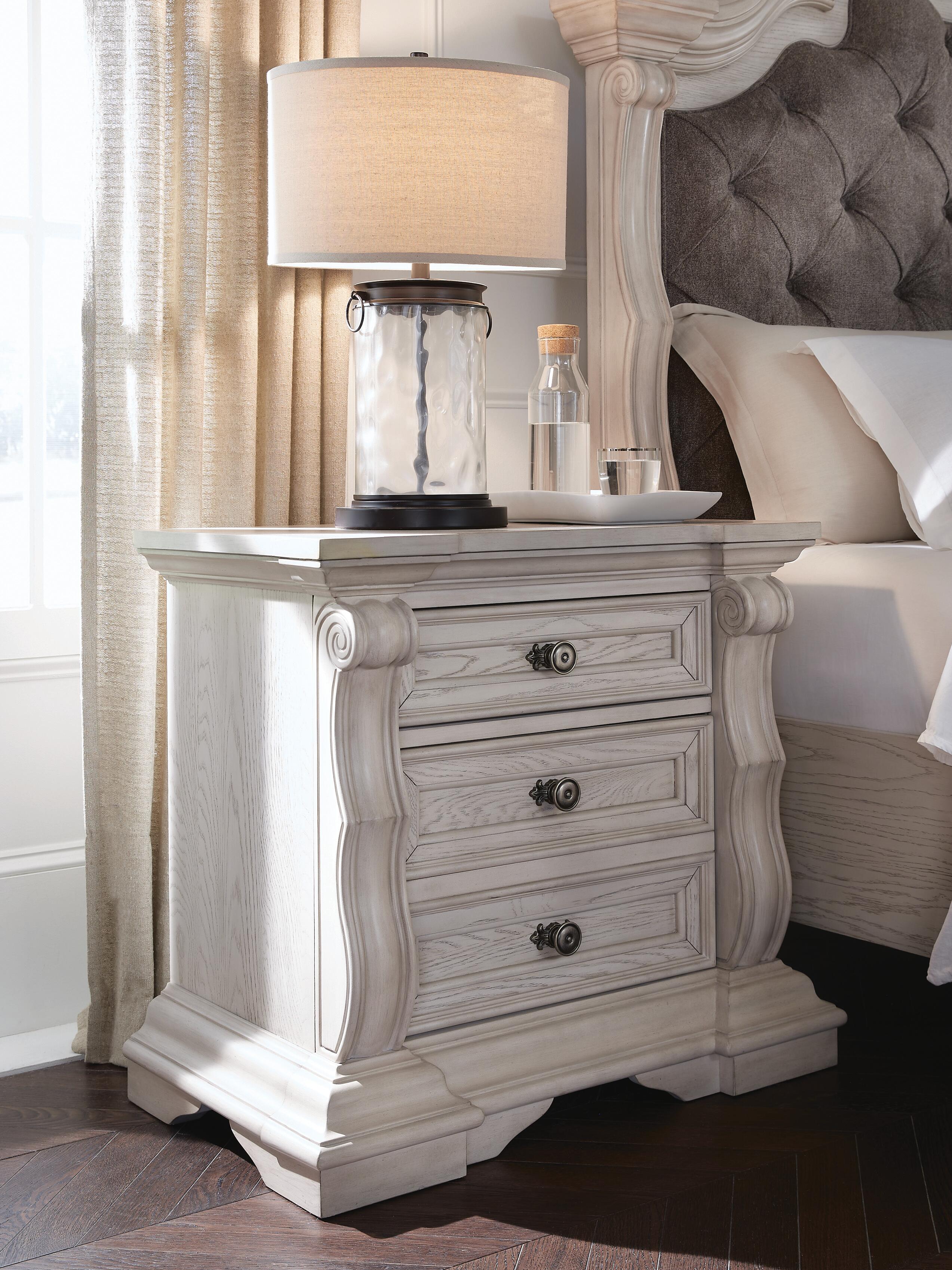 Dar Furniture - Ashley Furniture - Bruchandi Nightstand - Three Drawer Night Stand / Antique White - PCB948-93