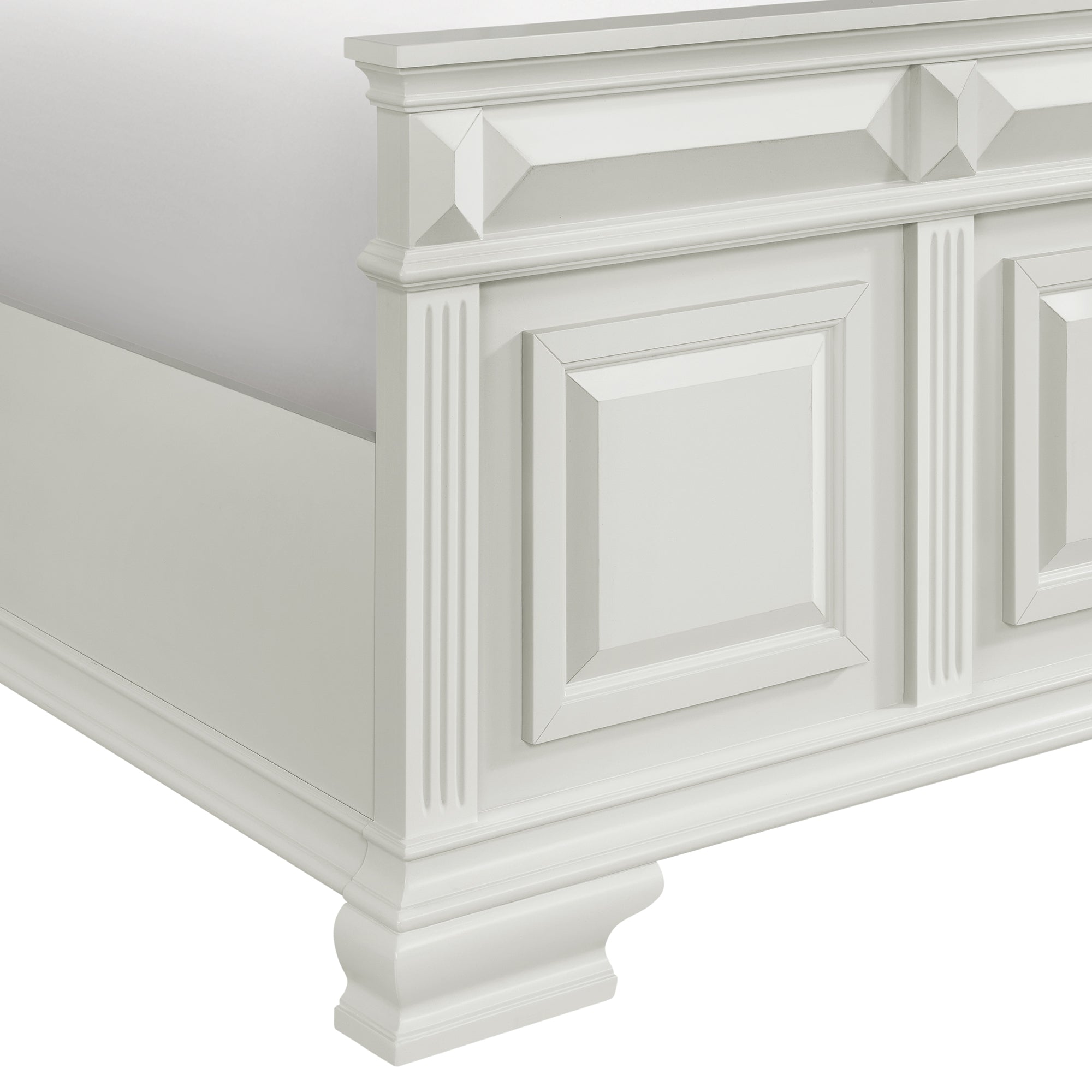 Bridgestone Queen Panel Bed in Antique White
