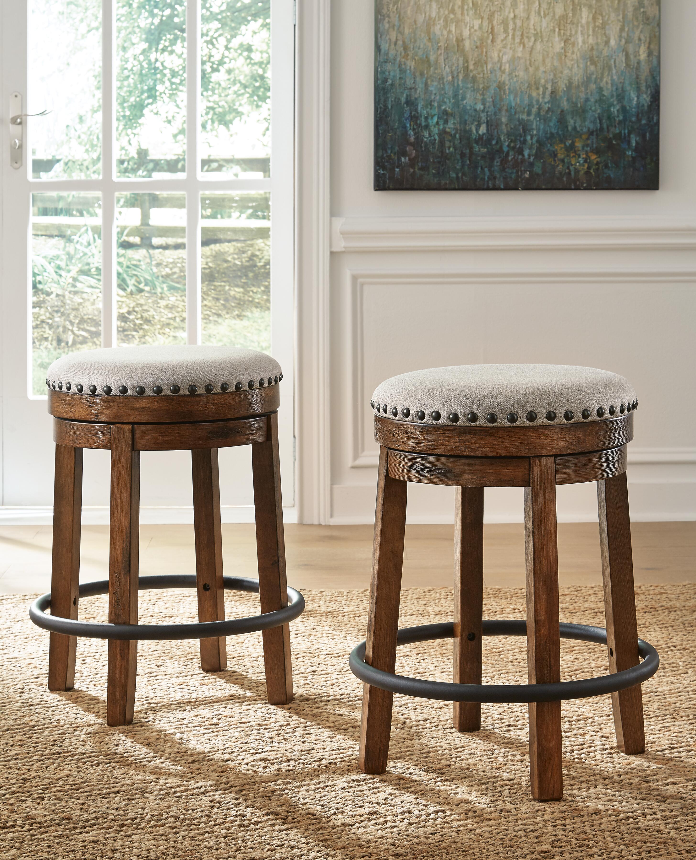 Dar Furniture - Ashley Furniture - Valebeck Counter Height Stool - UPH Swivel Stool (1/CN) / Brown/Black - D546-124