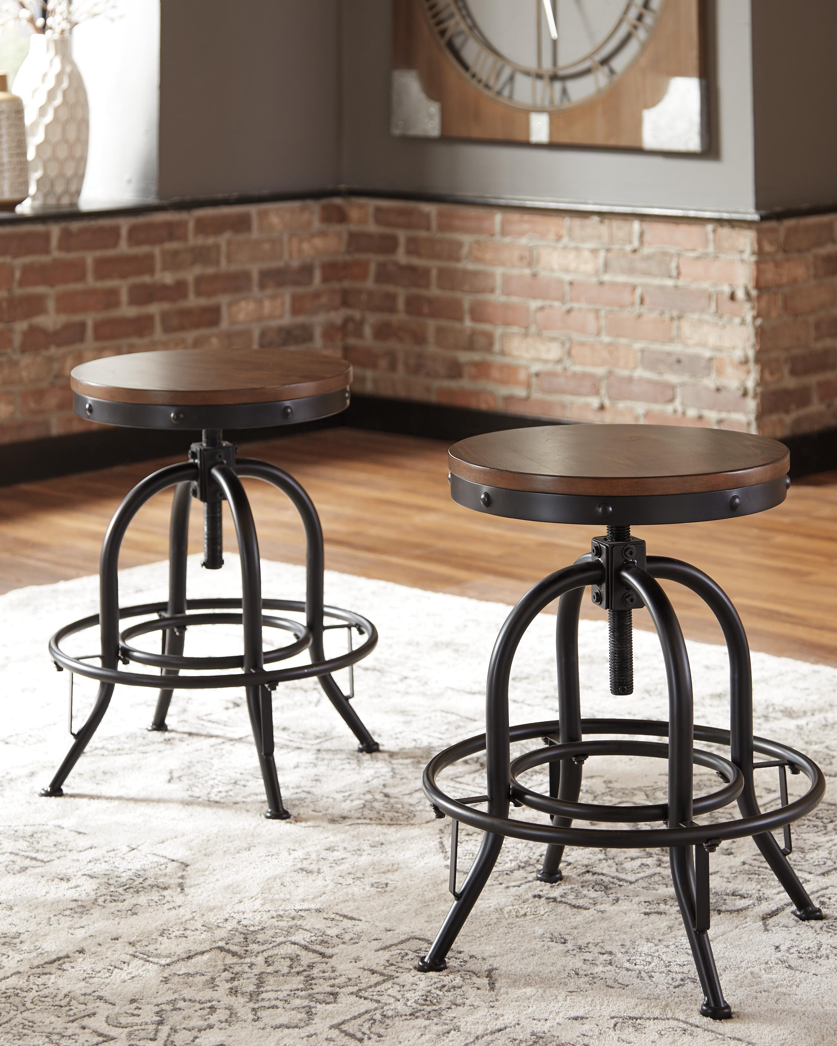 Dar Furniture - Ashley Furniture - Valebeck Counter Height Bar Stool (Set of 2) - Counter Height Bar Stool (Set of 2) / Brown/Black - D546-224X2