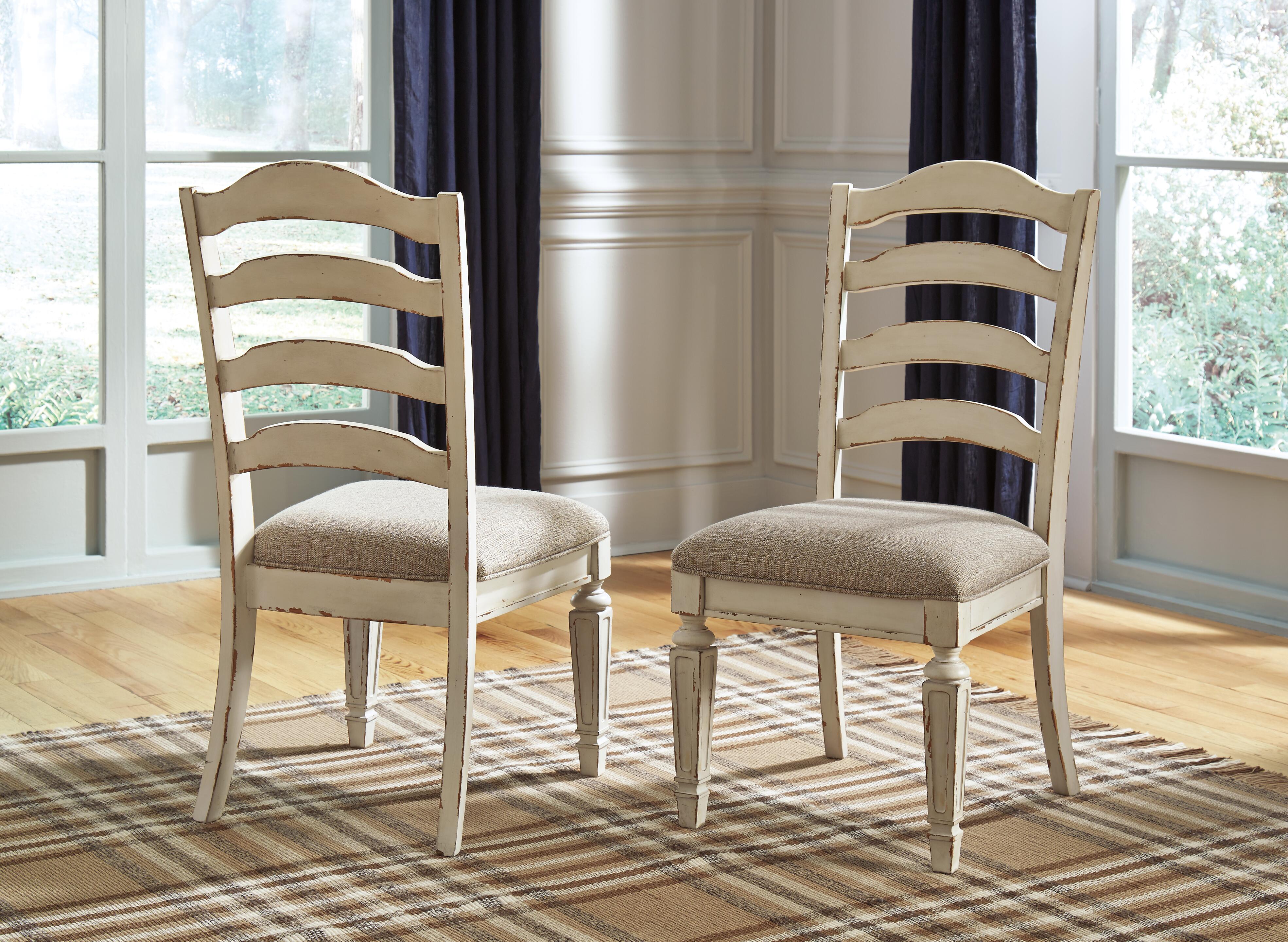 Dar Furniture - Ashley Furniture - Realyn Dining Chair (Set of 2) - Dining Chair (Set of 2) / Chipped White - D743-01X2