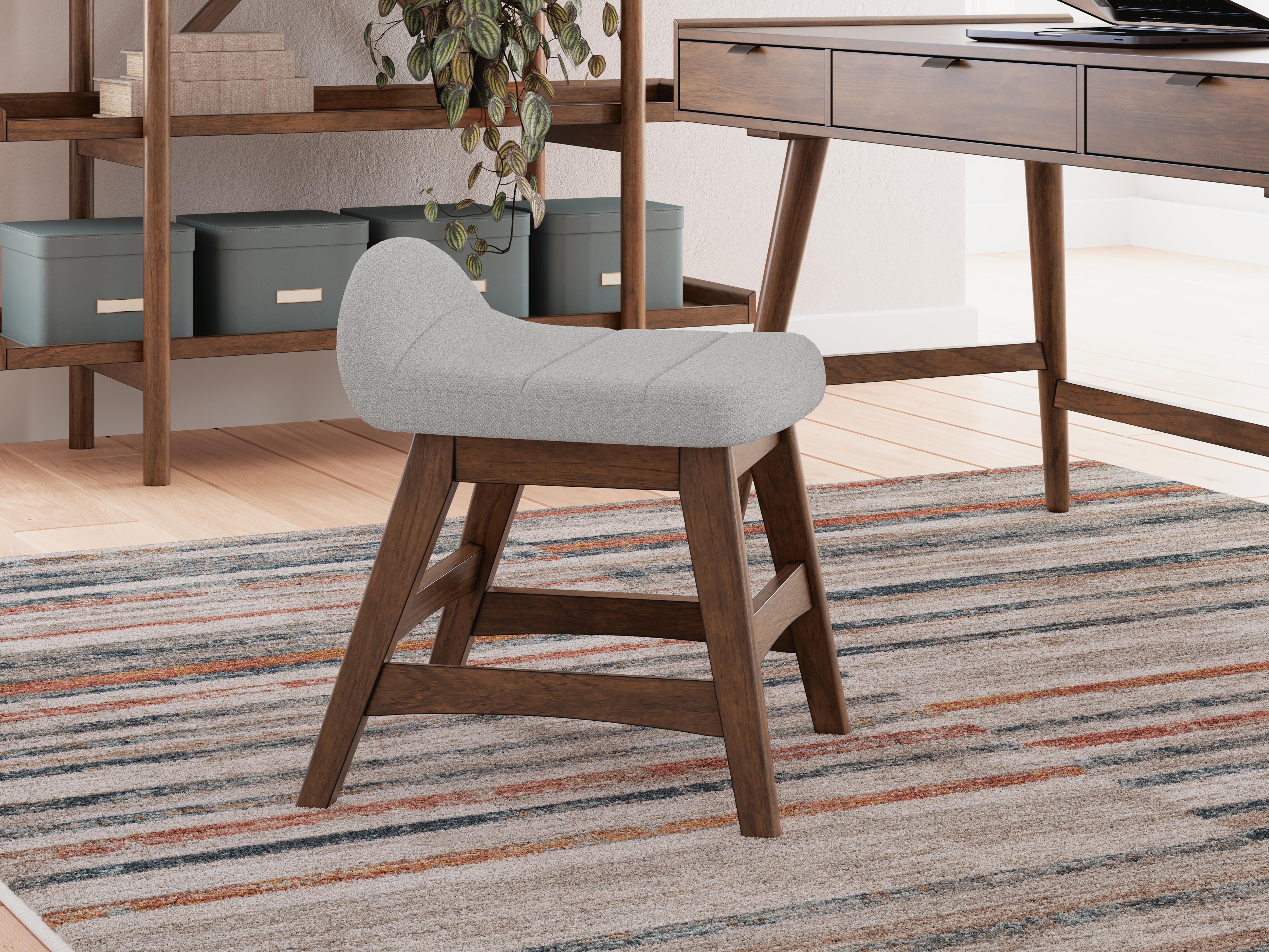 Dar Furniture - Ashley Furniture - Lyncott Home Office Desk Chair - Home Office Desk Chair (1/CN) / Light Gray/Brown - H615-01