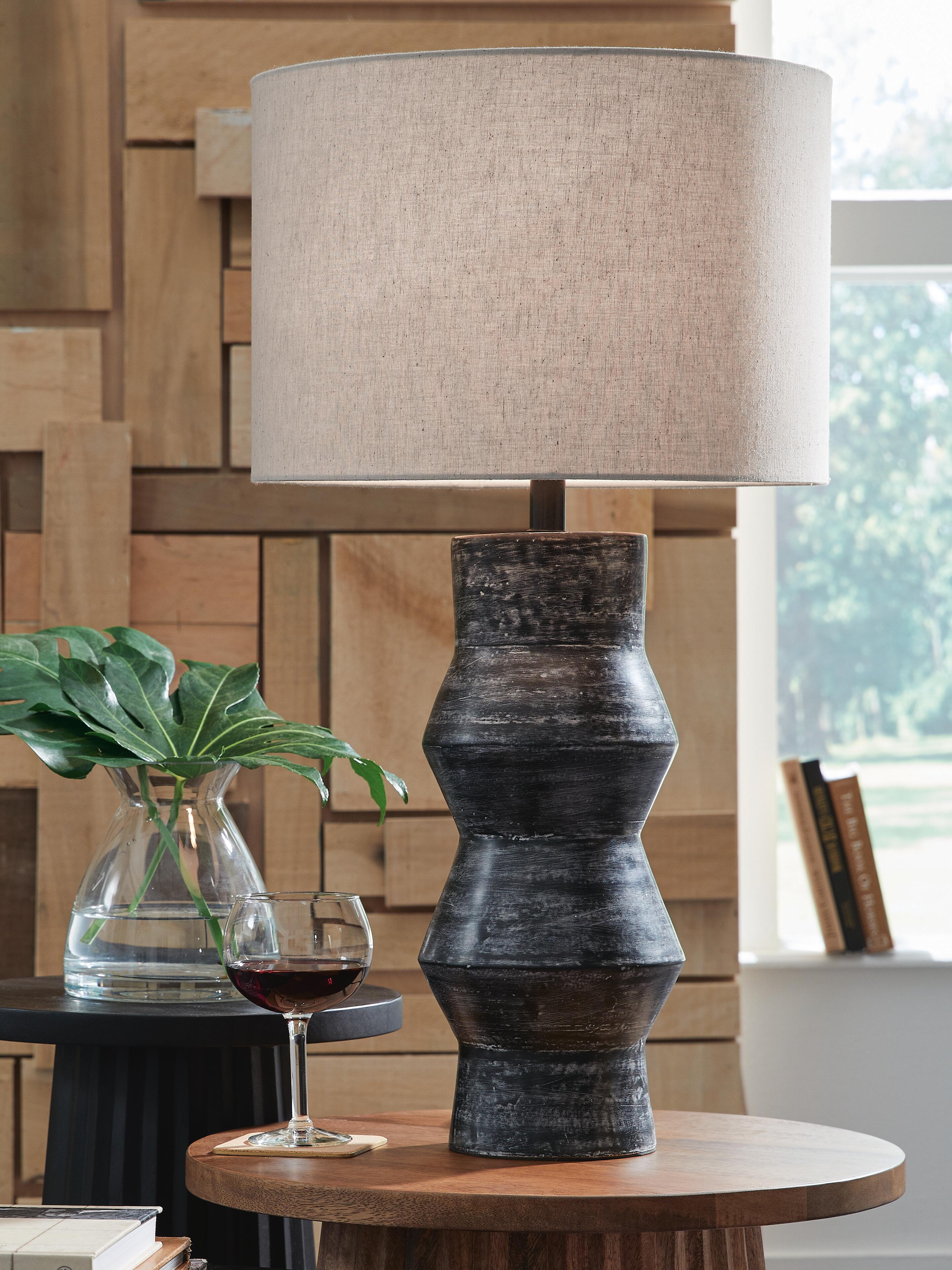 Dar Furniture - Ashley Furniture - Kerbert Table Lamp - Terracotta Table Lamp (1/CN) / Distressed Black - L100824