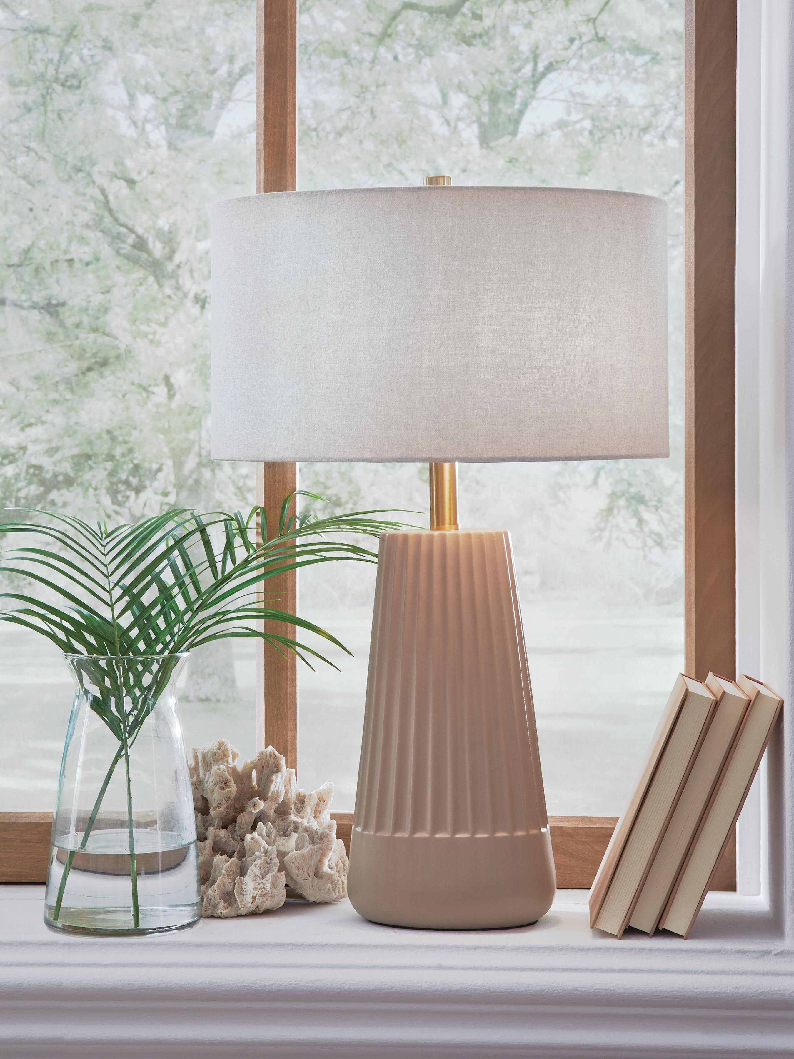 Dar Furniture - Ashley Furniture - Dellner Table Lamp - Ceramic Table Lamp (1/CN) / Mocha - L100854