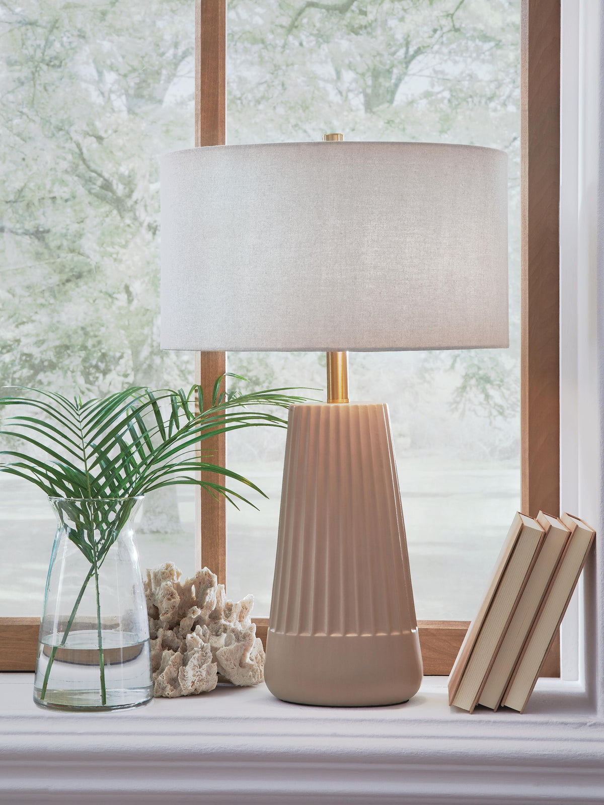 Dar Furniture - Ashley Furniture - Dellner Table Lamp - Ceramic Table Lamp (1/CN) / Mocha - L100854