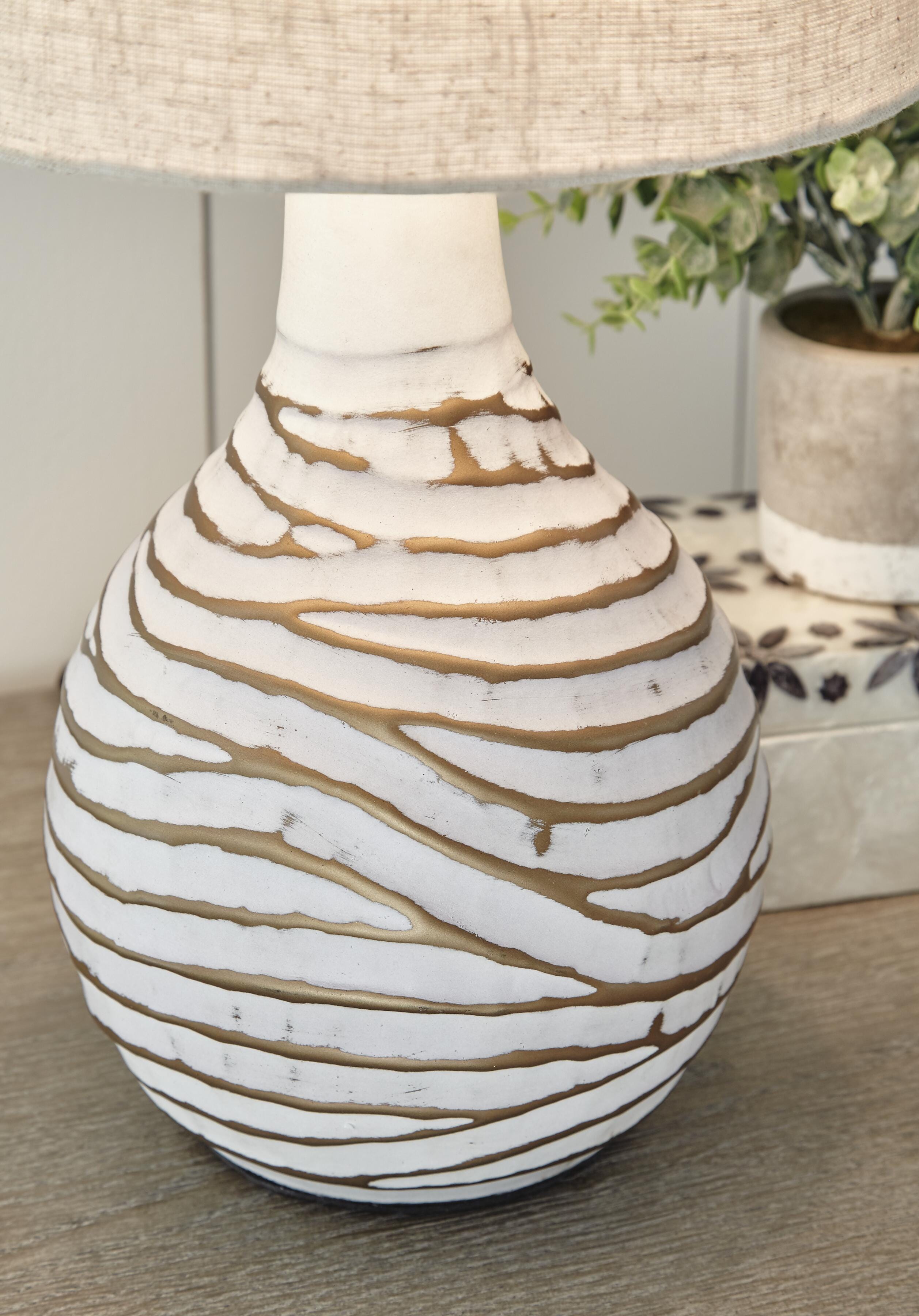 Aleela Table Lamp (Set of 2)