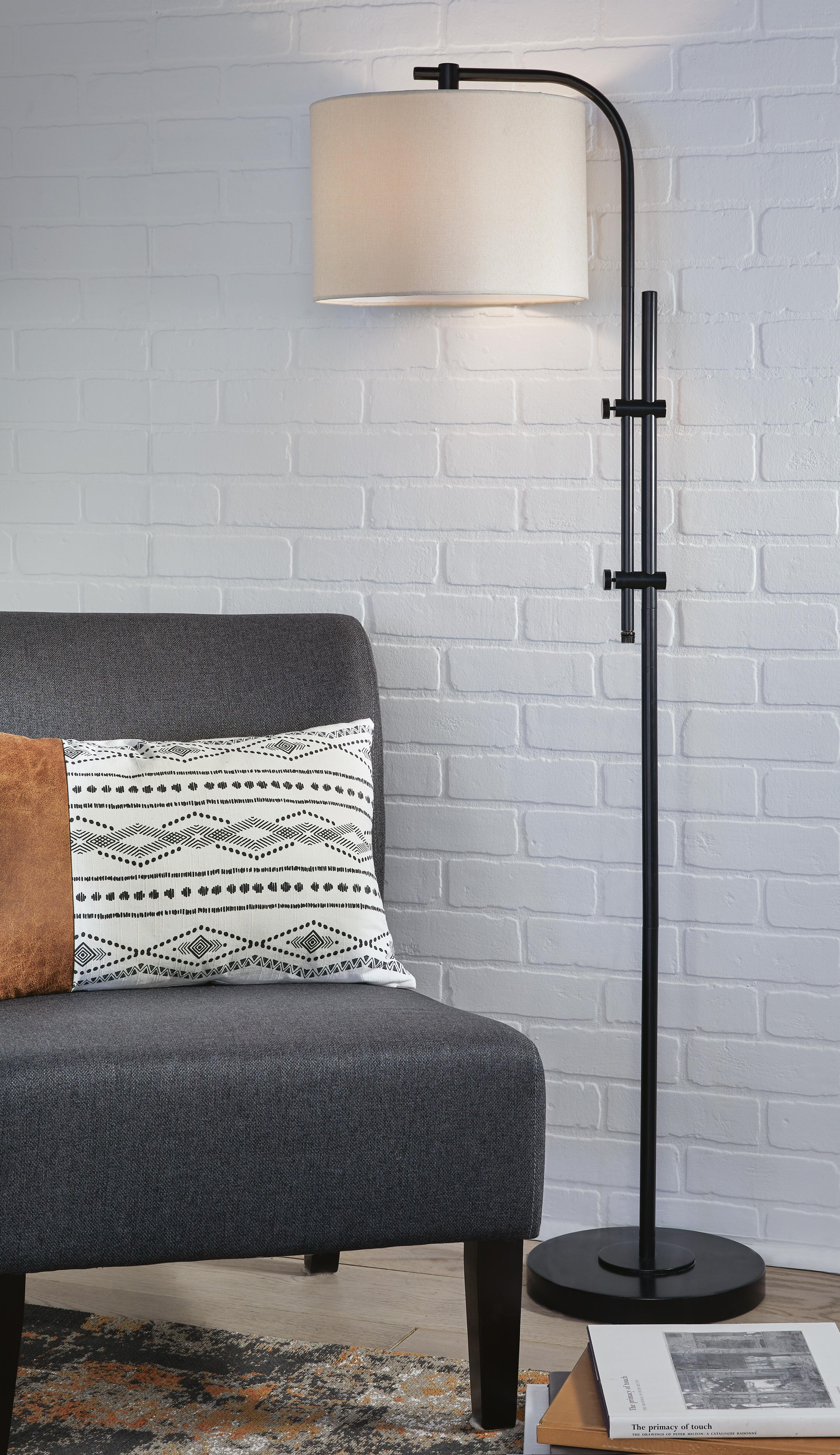 Dar Furniture - Ashley Furniture - Baronvale Floor Lamp - Metal Floor Lamp (1/CN) / Black - L206041