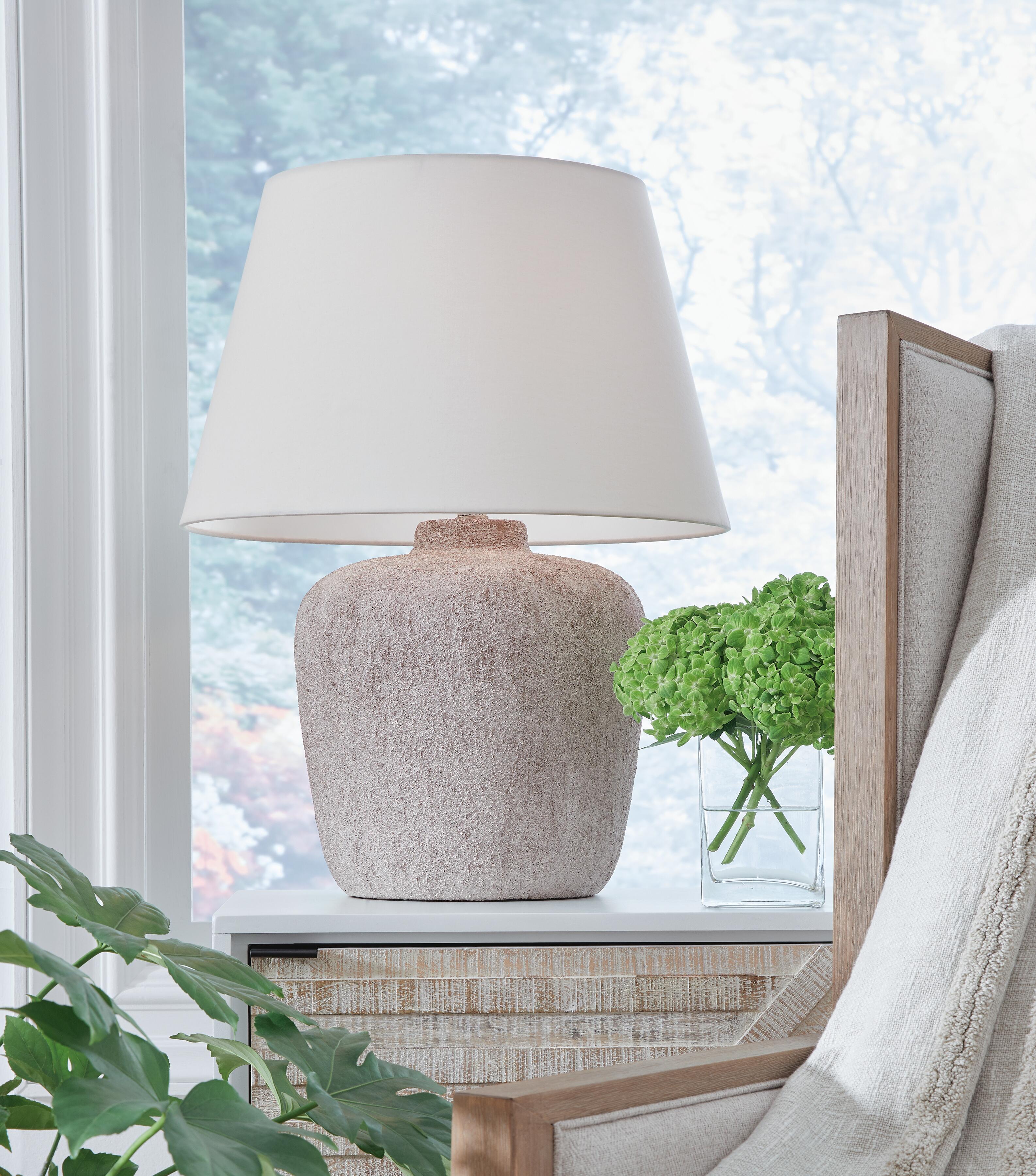 Dar Furniture - Ashley Furniture - Danry Table Lamp - Metal Table Lamp (1/CN) / Distressed Cream - L207454