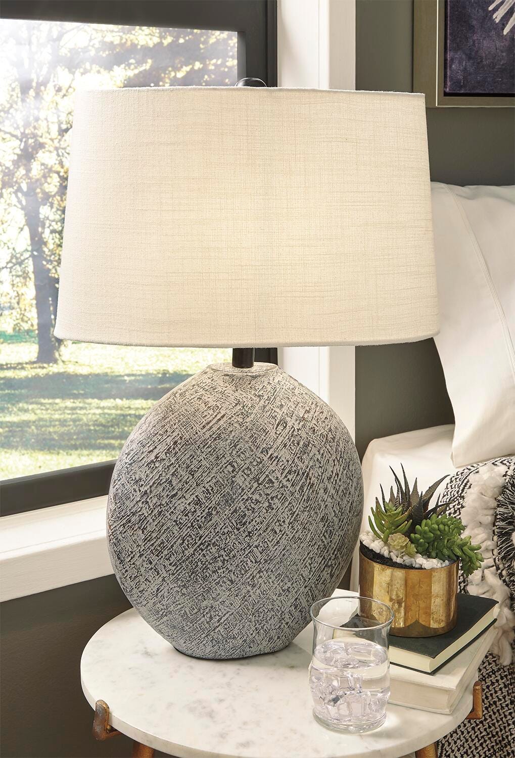 Dar Furniture - Ashley Furniture - Harif Table Lamp - Paper Table Lamp (1/CN) / Beige - L235624