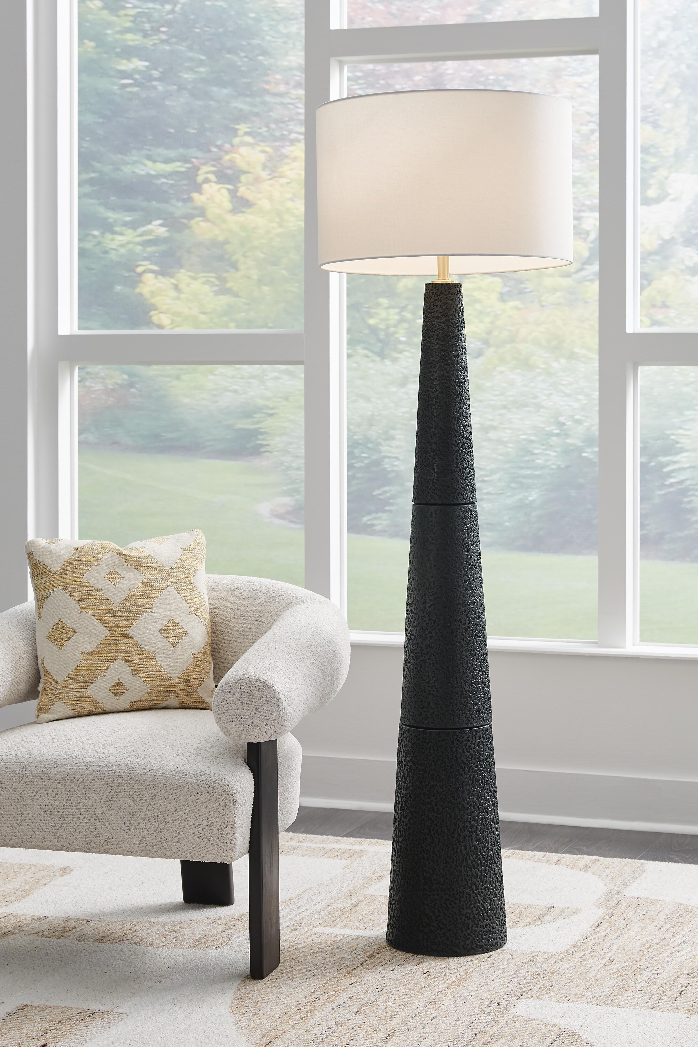 Dar Furniture - Ashley Furniture - Hallburg Floor Lamp - Poly Floor Lamp (1/CN) / Black - L235761