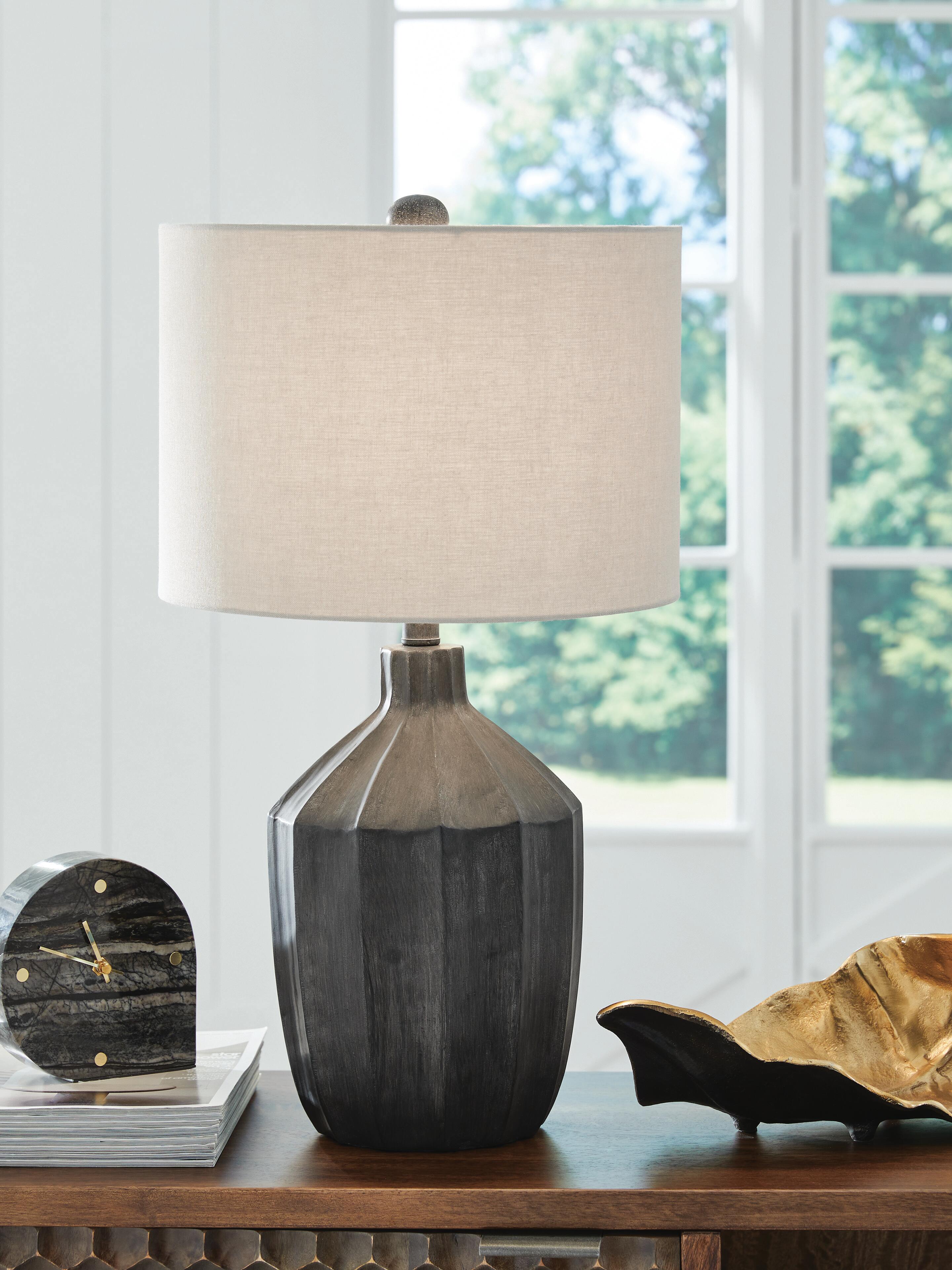 Dar Furniture - Ashley Furniture - Jilton Table Lamp - Poly Table Lamp (1/CN) / Black - L235844