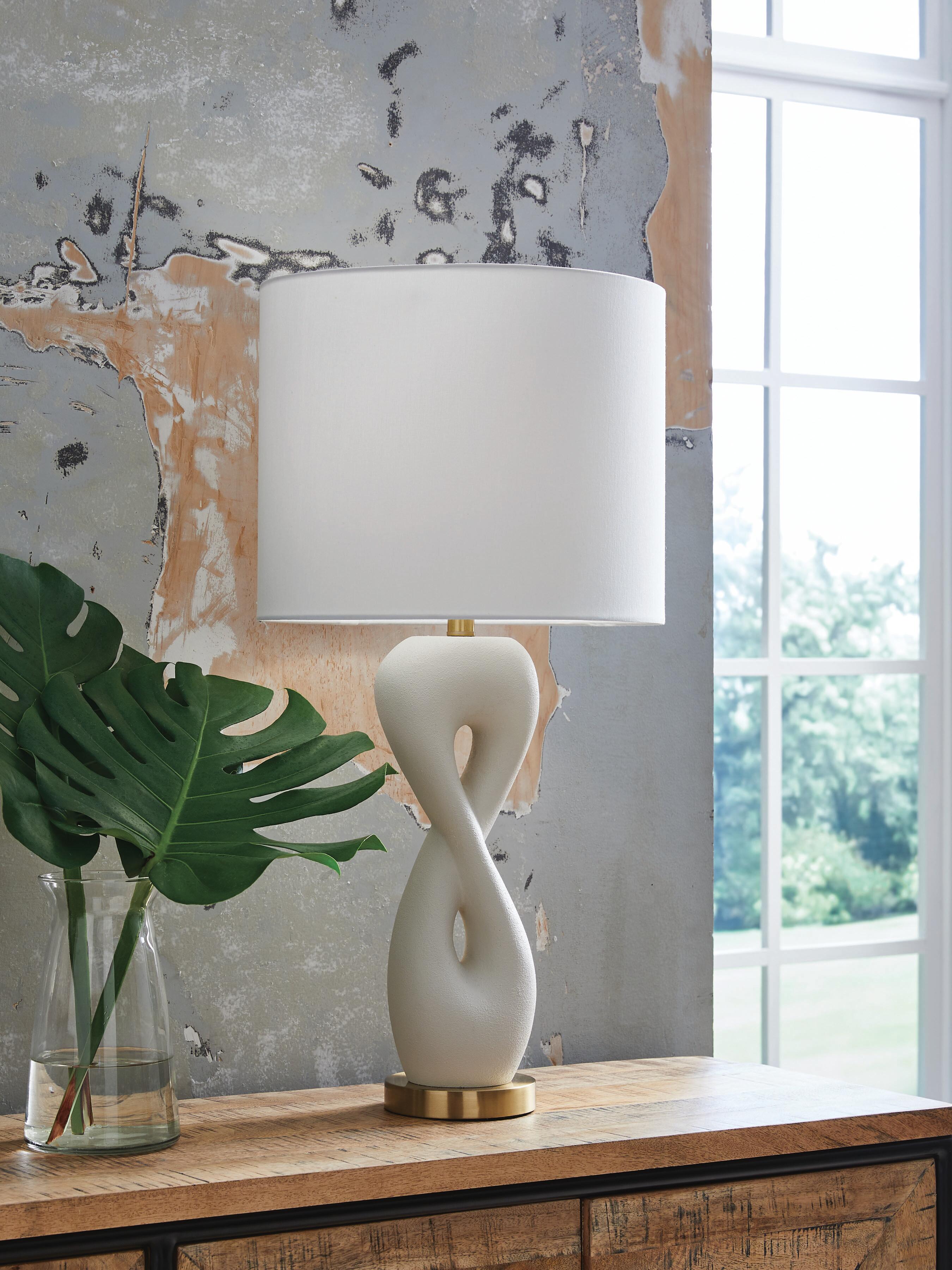 Dar Furniture - Ashley Furniture - Judrich Table Lamp - Poly Table Lamp (1/CN) / White/Gold Finish - L236024