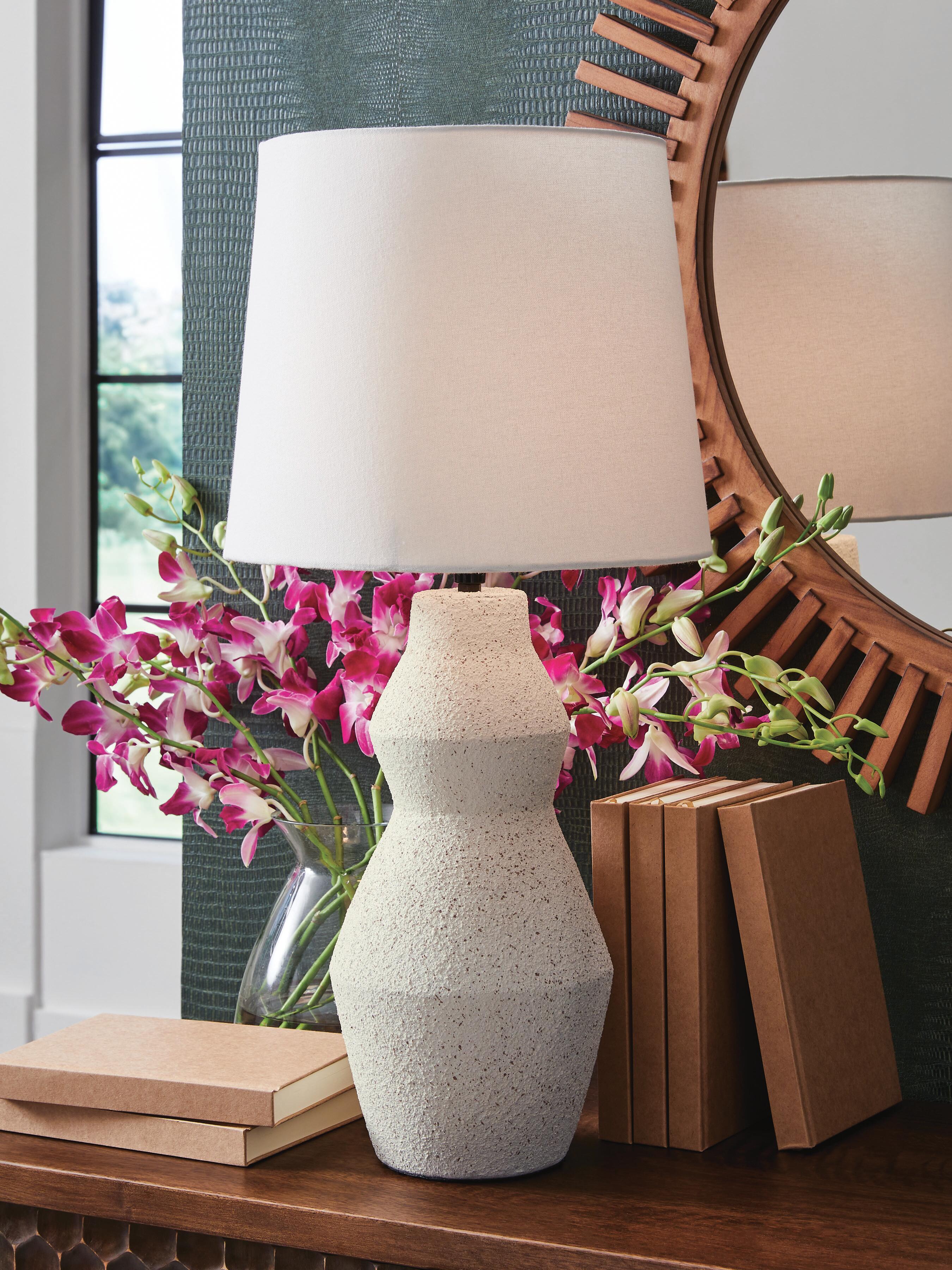 Dar Furniture - Ashley Furniture - Dawthorne Table Lamp - Paper Table Lamp (1/CN) / Cream - L236034