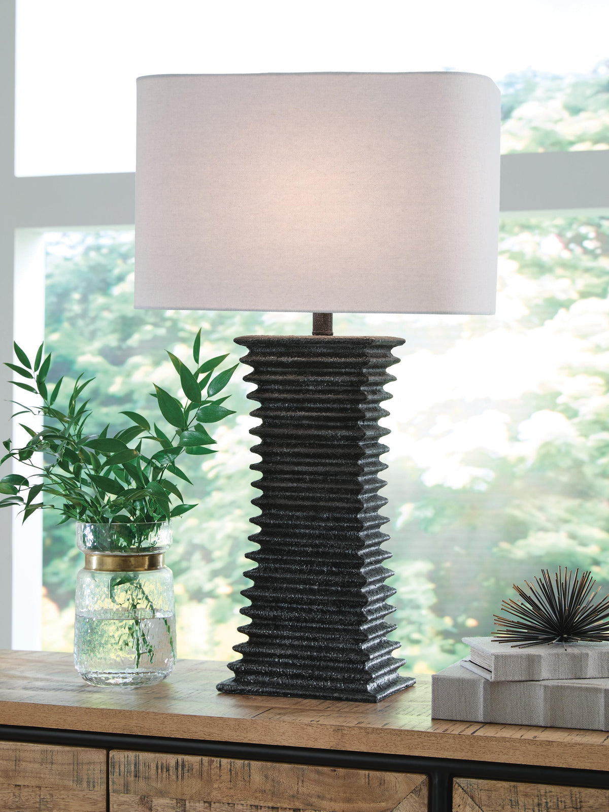 Dar Furniture - Ashley Furniture - Golzar Table Lamp - Poly Table Lamp (1/CN) / Black - L236094