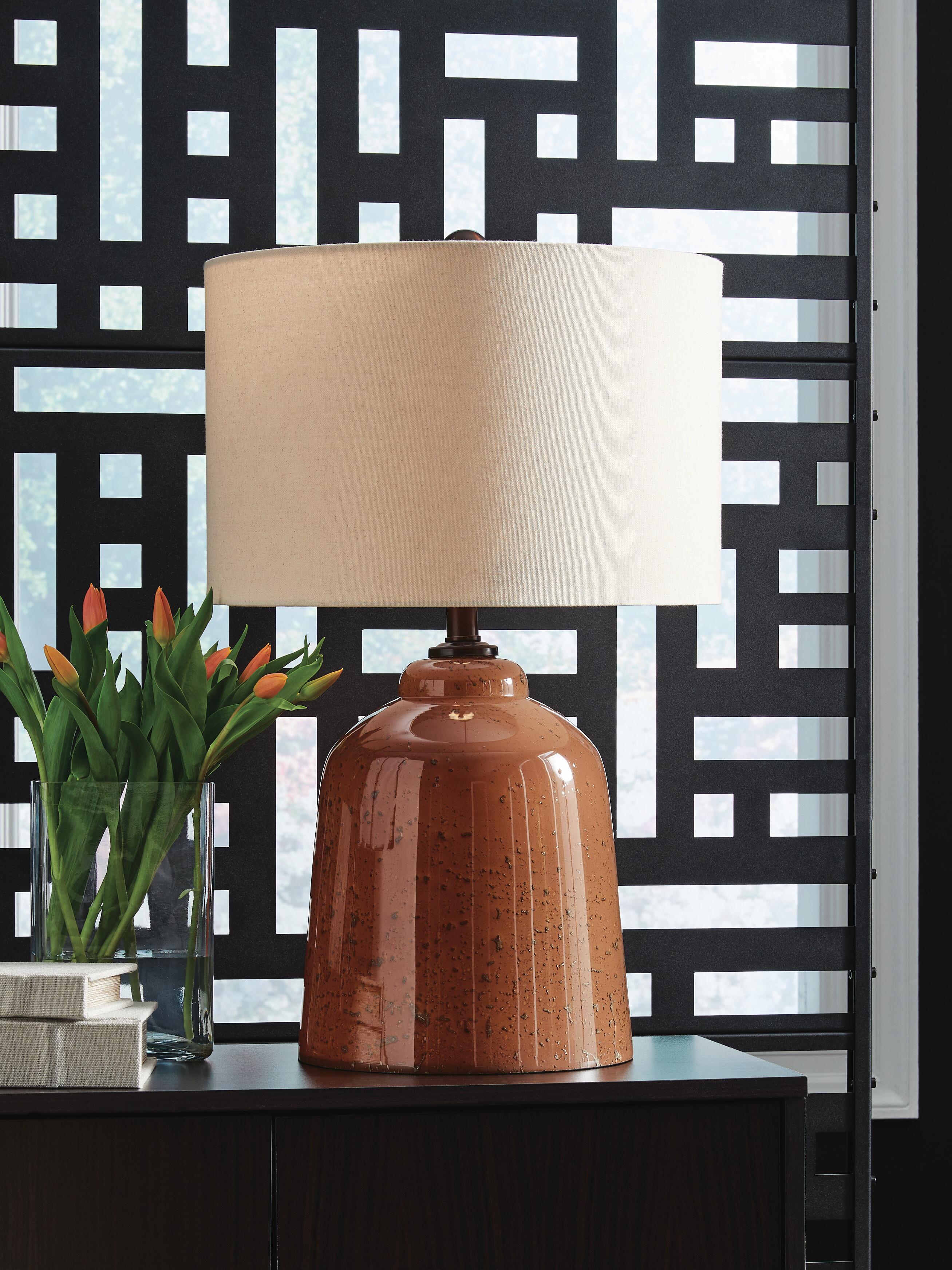 Dar Furniture - Ashley Furniture - Aaleahya Table Lamp - Glass Table Lamp (1/CN) / Rust - L430904