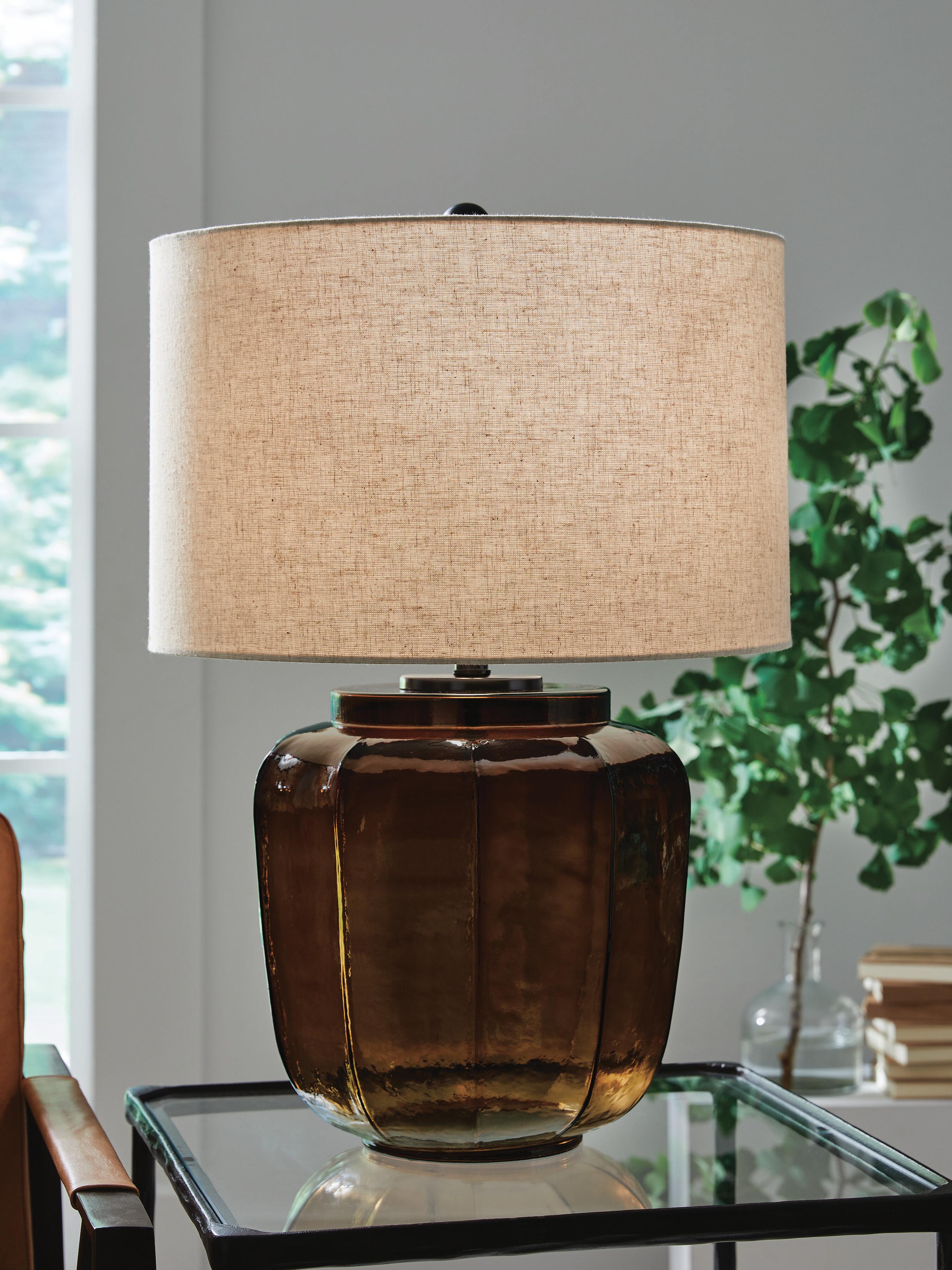 Dar Furniture - Ashley Furniture - Bainmore Table Lamp - Glass Table Lamp (1/CN) / Amber - L430914