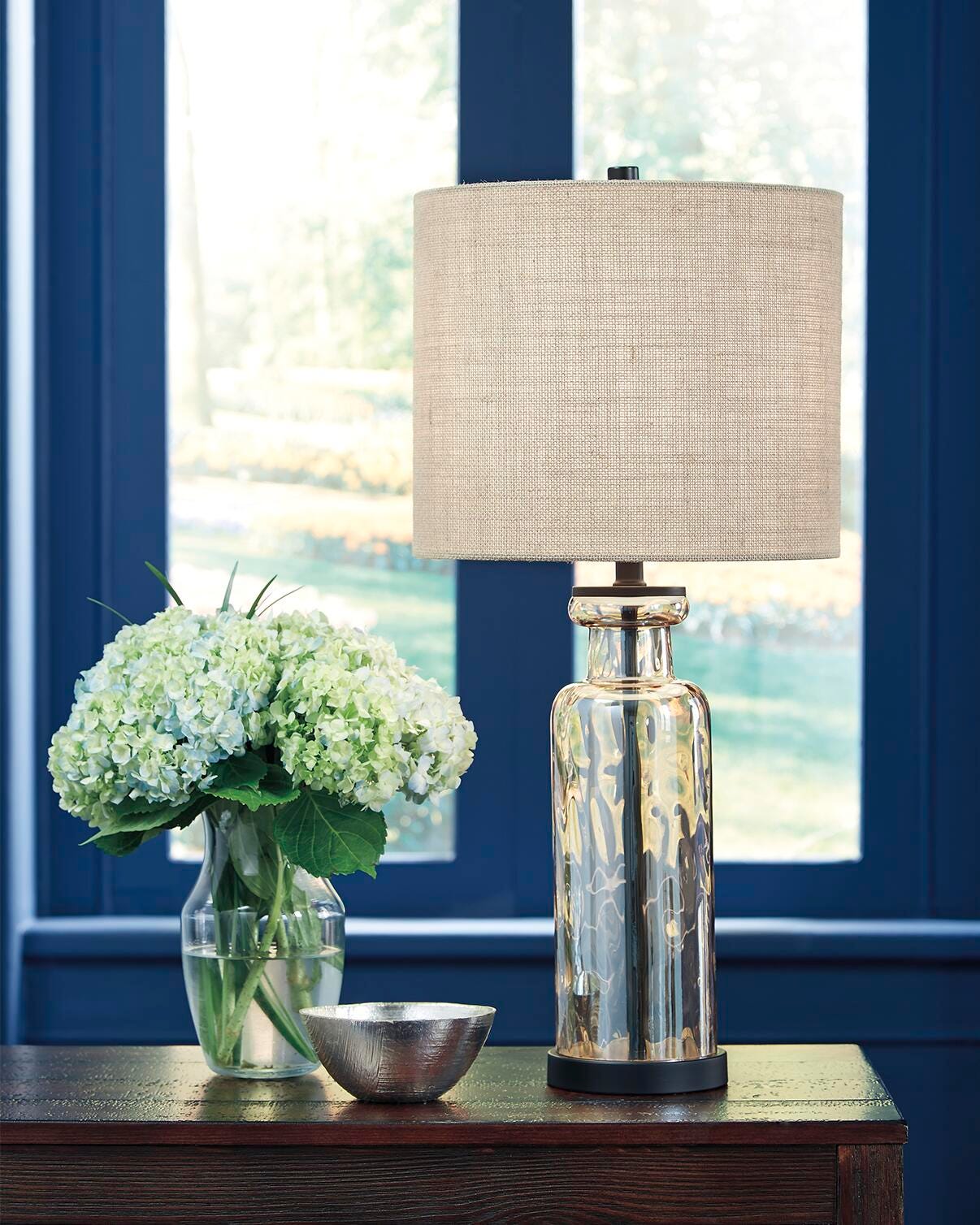 Dar Furniture - Ashley Furniture - Laurentia Table Lamp - Glass Table Lamp (1/CN) / Champagne - L431414
