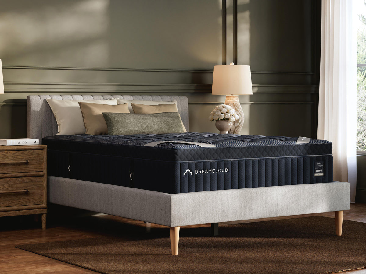 Dar Furniture - Ashley Furniture - DreamCloud Luxe Hybrid California King Mattress - California King / White - M13751