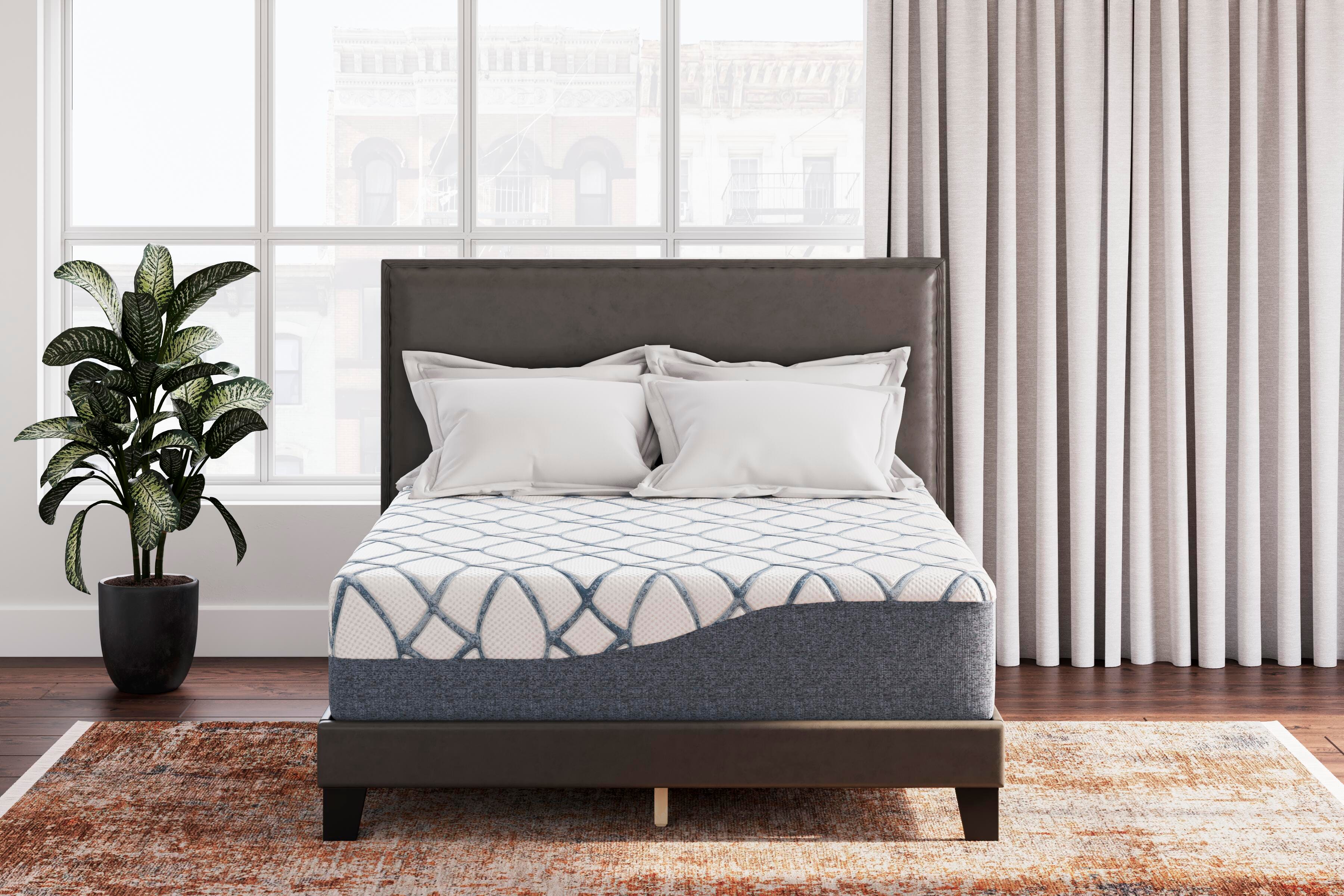 Dar Furniture - Ashley Furniture - 14 Inch Chime Elite 2.0 California King Mattress - California King / White/Blue - M42751