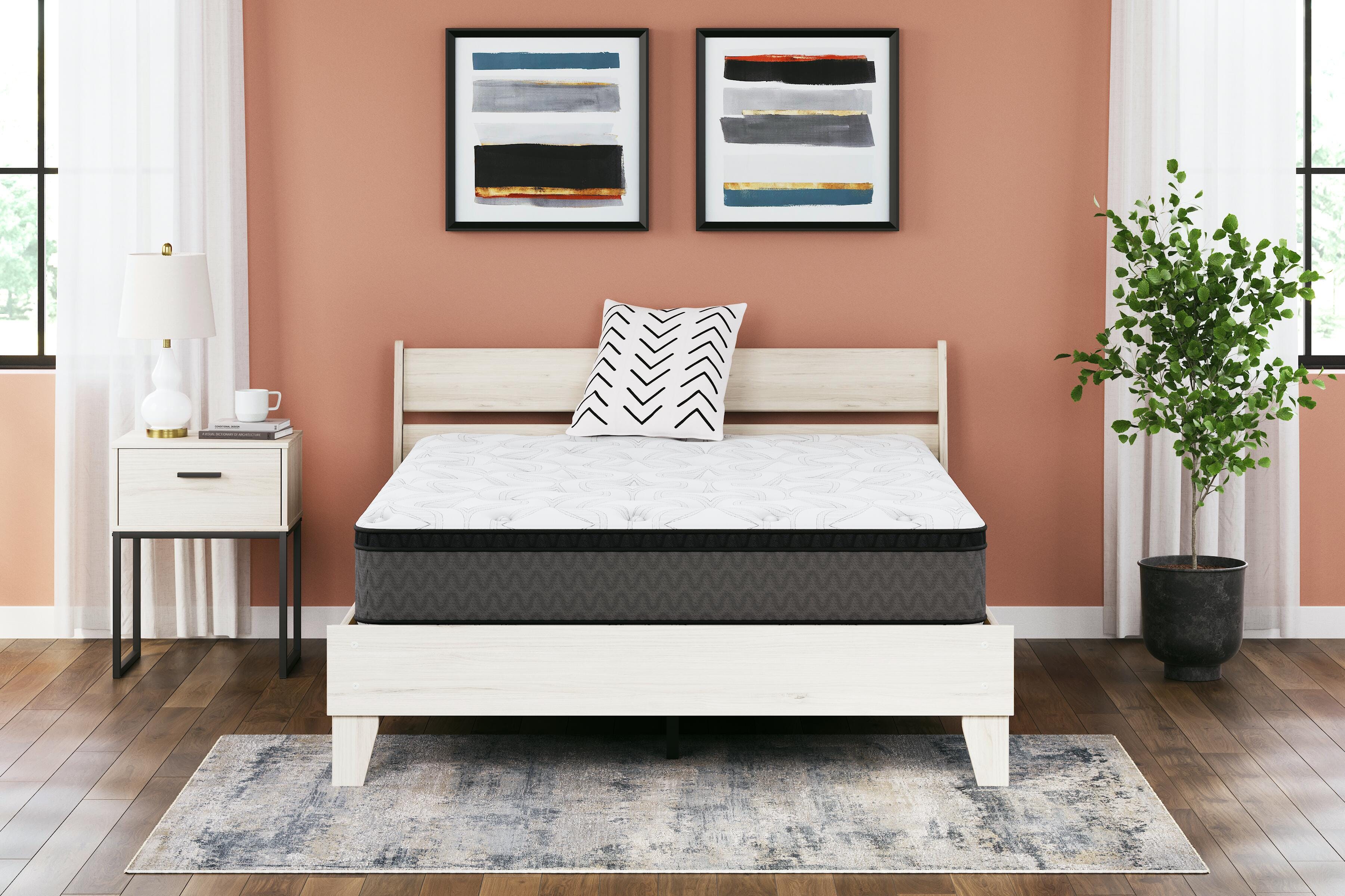 Dar Furniture - Ashley Furniture - 12 Inch Pocketed Hybrid Full Mattress - Full / White - M59021