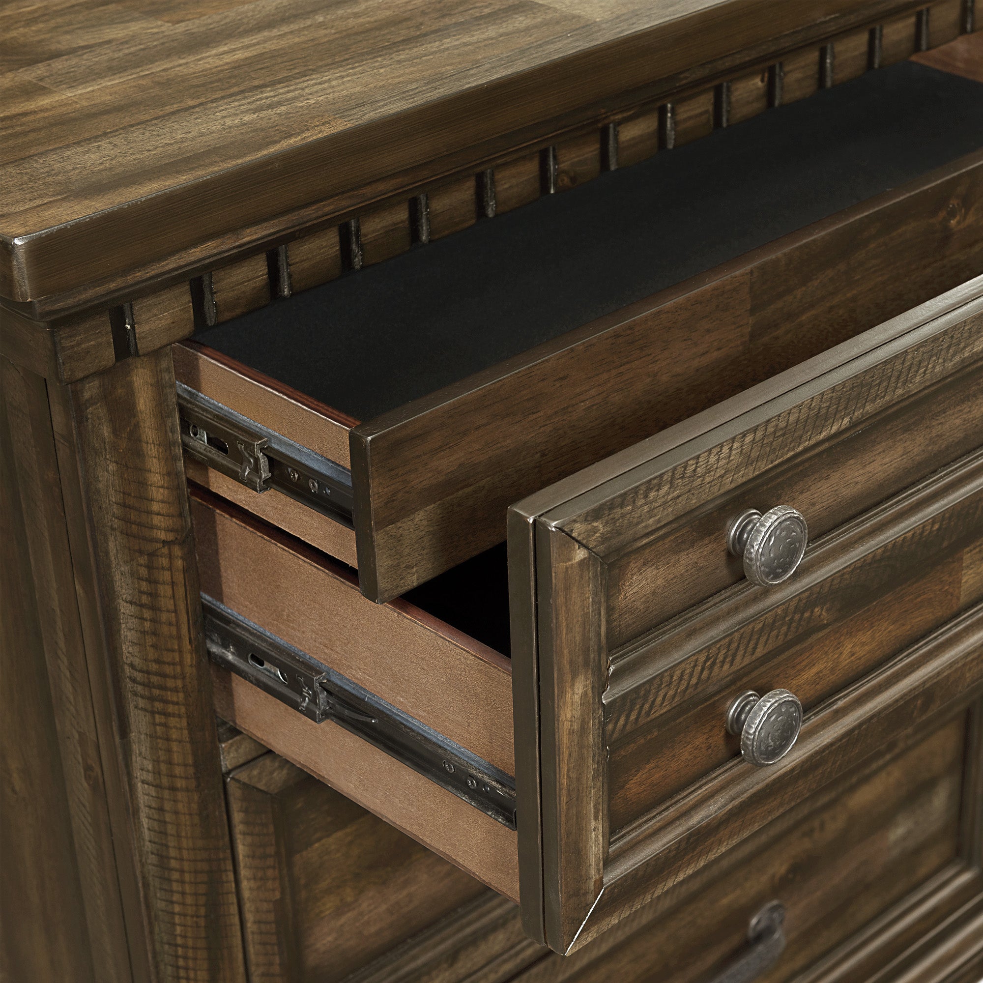 McCoy 7-Drawer Dresser in Charcoal