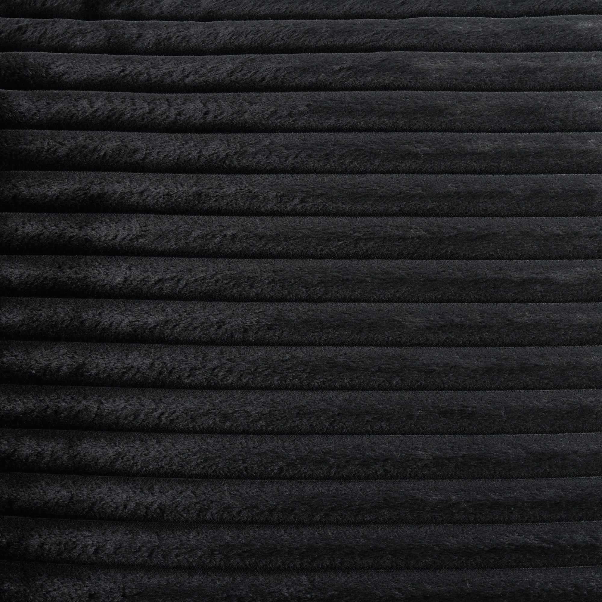 Nori Chaise with Heat Massage, USBC, LED in Masis Black