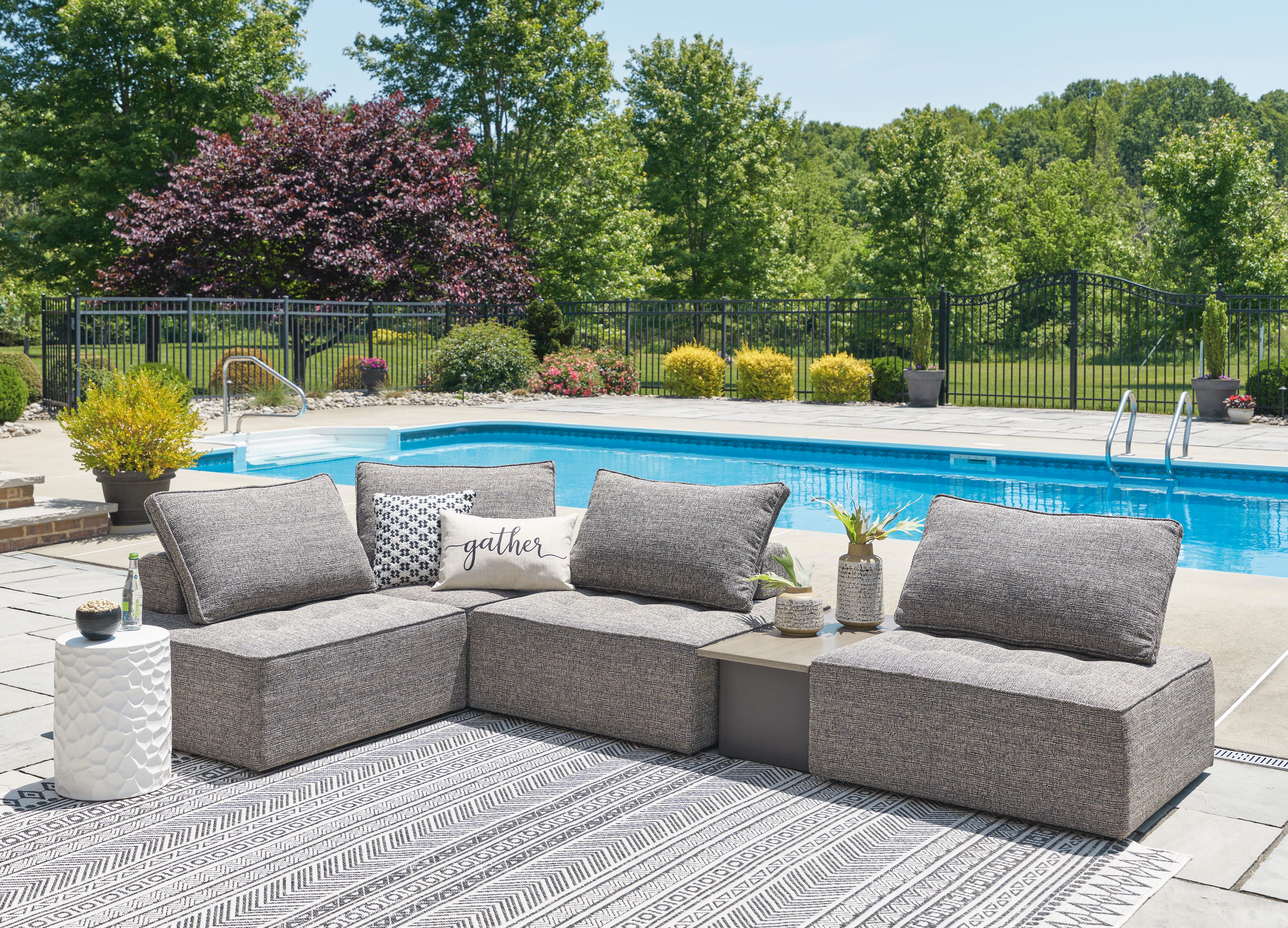 Dar Furniture - Ashley Furniture - Bree Zee 5-Piece Outdoor Sectional - 5-Piece Outdoor Sectional / Brown - P160P5