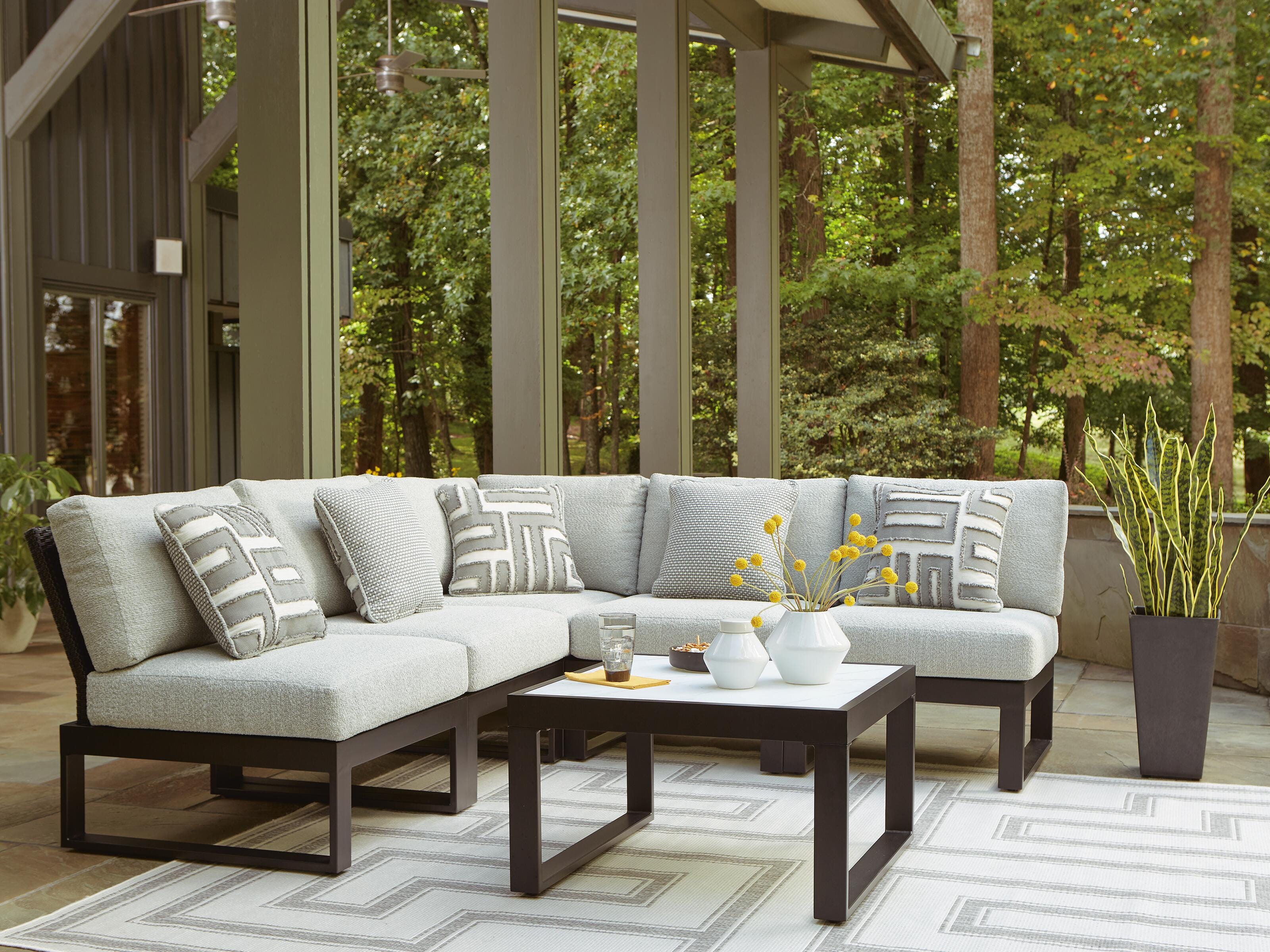 Dar Furniture - Ashley Furniture - Beachloft 5-Piece Outdoor Sectional - 5-Piece Outdoor Sectional / Black/Gray - P490P2