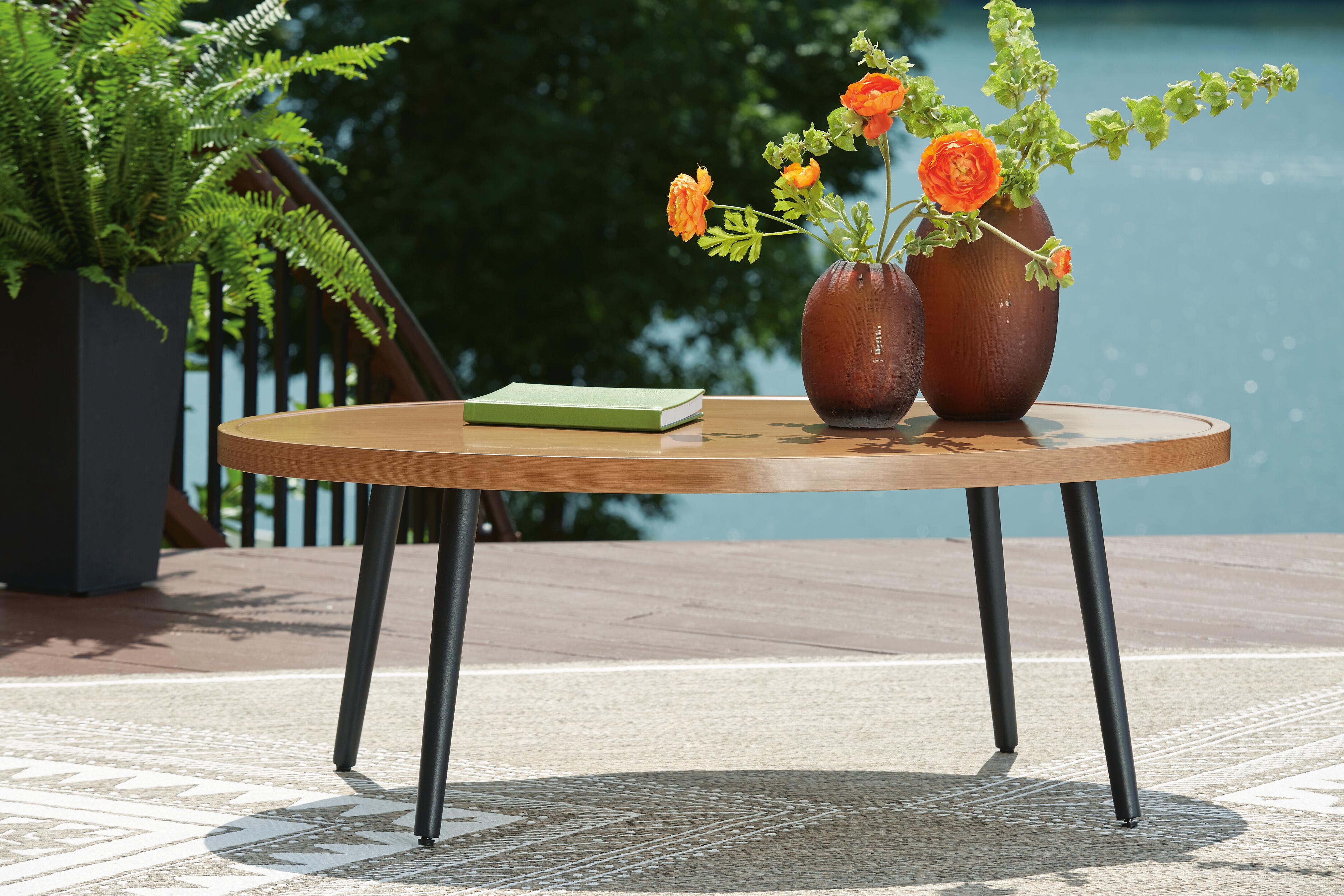 Dar Furniture - Ashley Furniture - Horizon Hall Outdoor Coffee Table - Cocktail Table / Two-tone Brown - P572-701