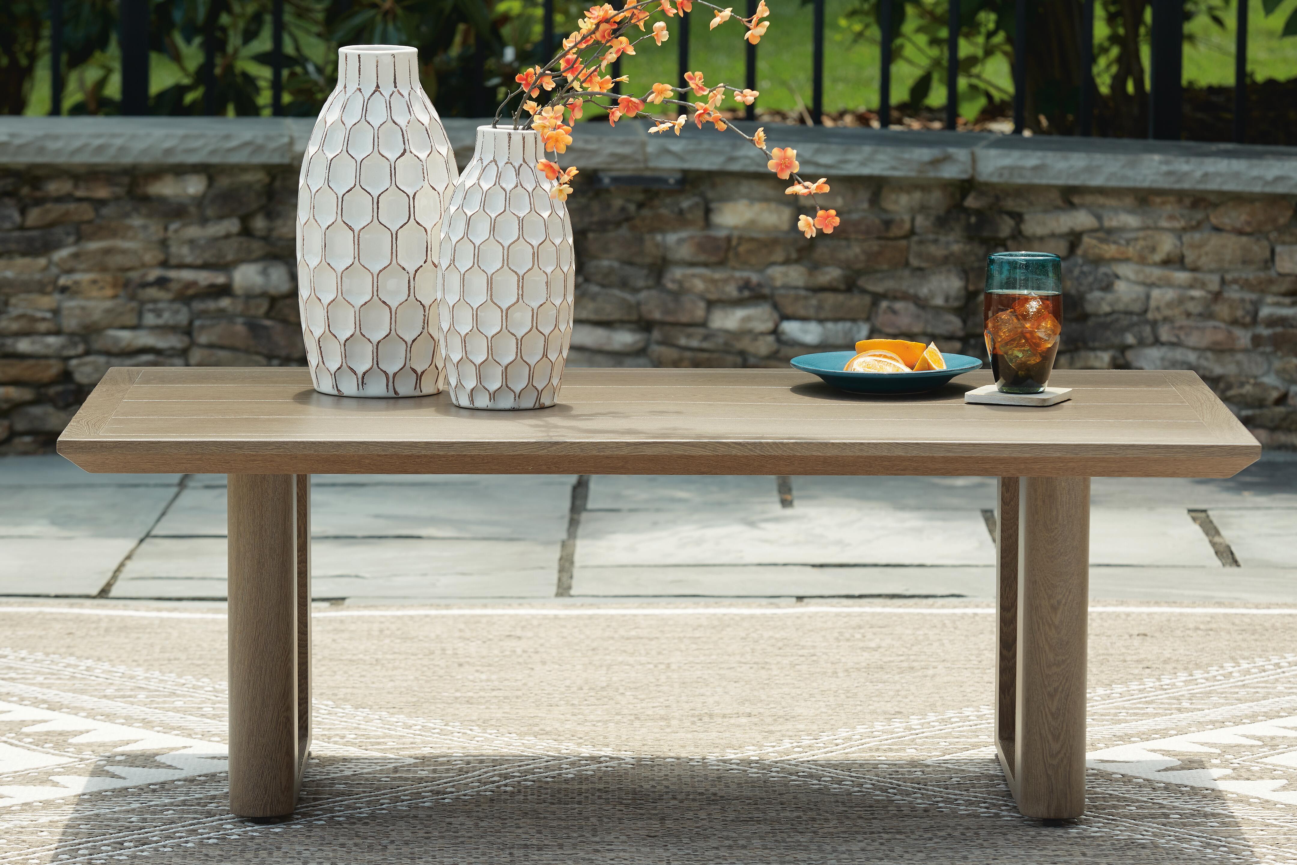 Dar Furniture - Ashley Furniture - Serene Bay Outdoor Coffee Table - Rectangular Cocktail Table / Dark Brown - P671-701