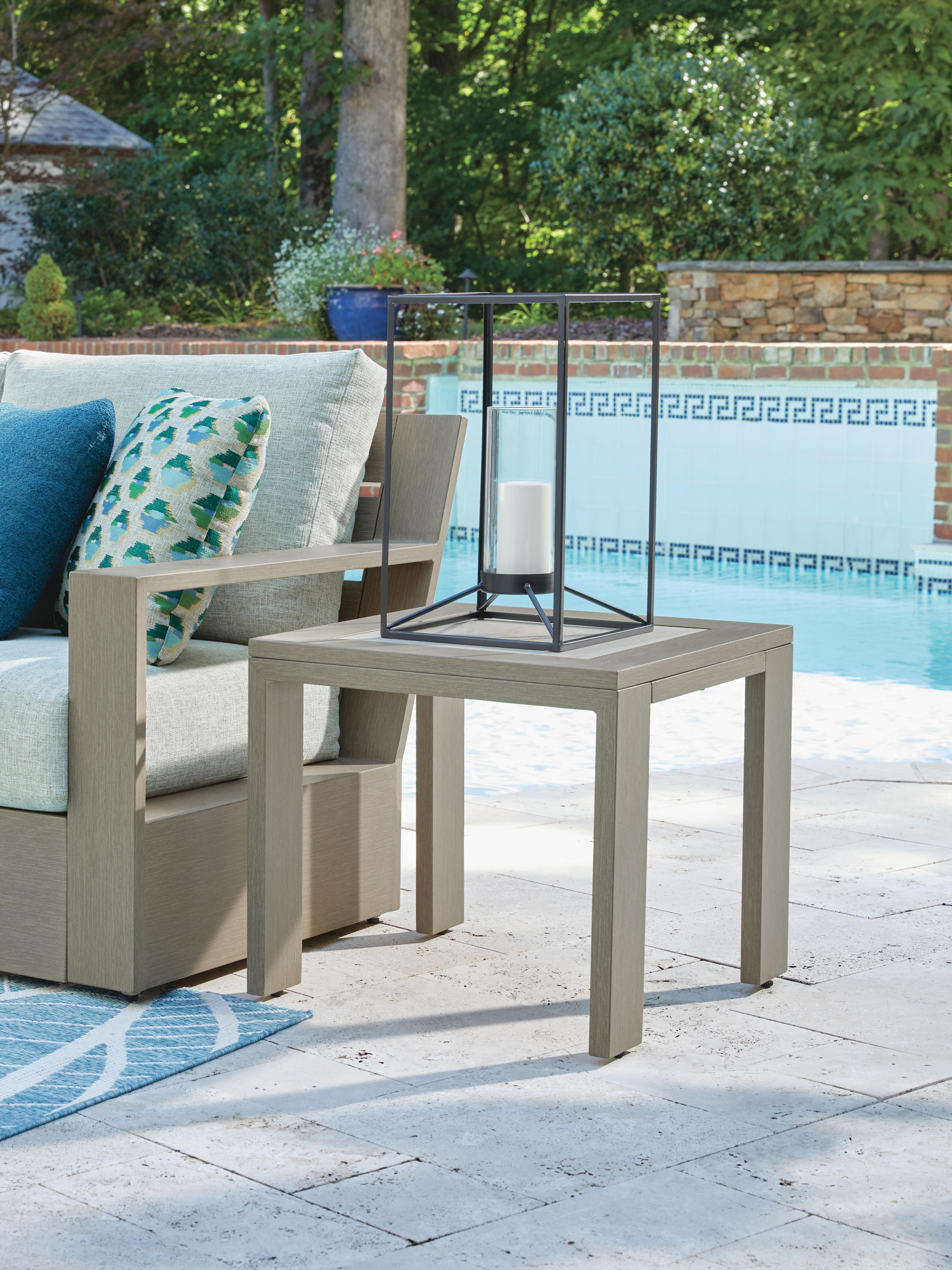 Dar Furniture - Ashley Furniture - Kimpton Isle Outdoor End Table - Square End Table / Brown - P704-702