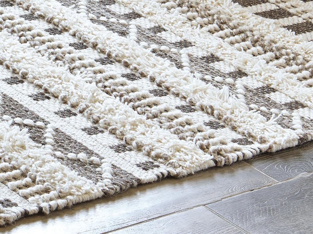 Dar Furniture - Ashley Furniture - Karalee 5' x 7' Rug - 5' x 7' Rug / Ivory/Brown - R404442