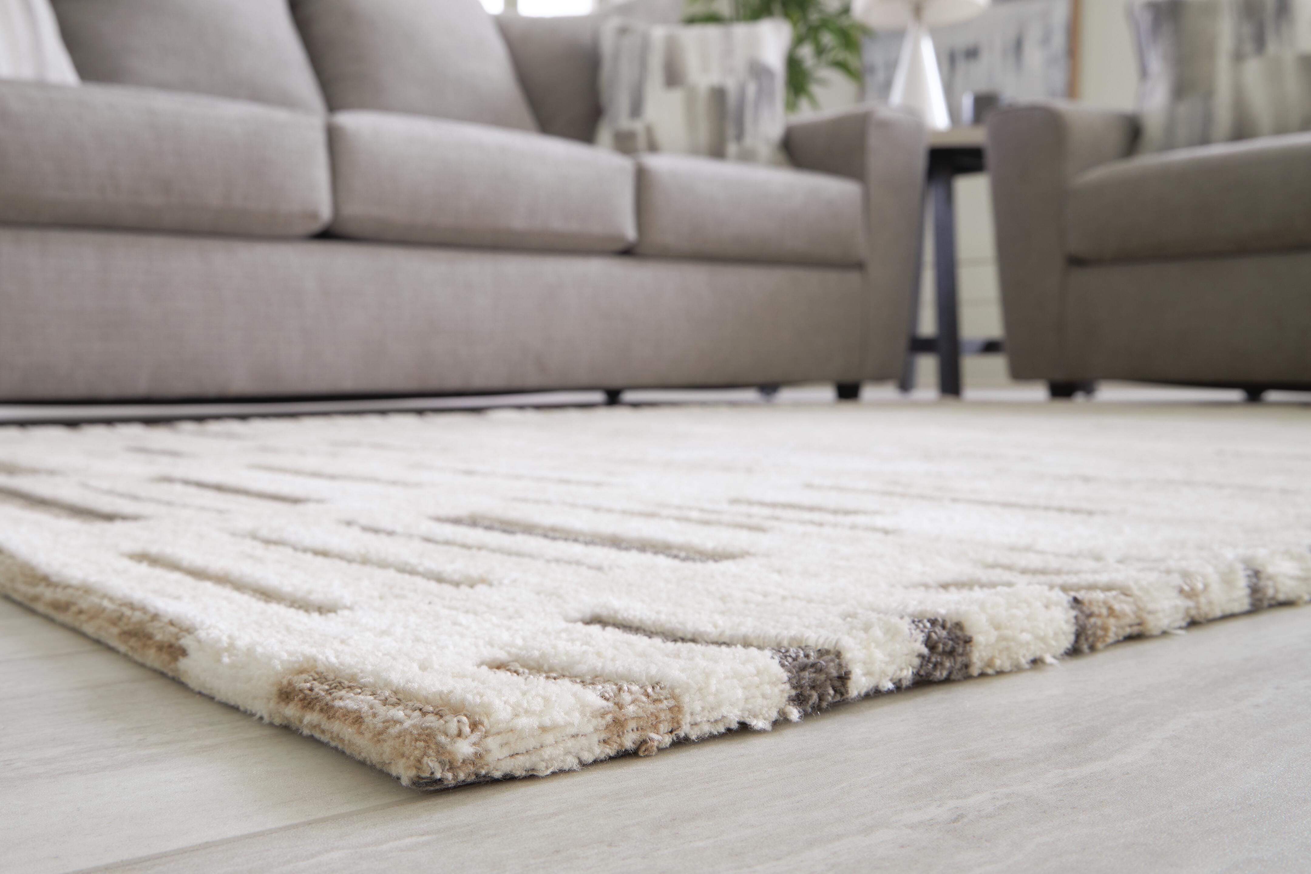 Leesdale 8' x 10' Rug
