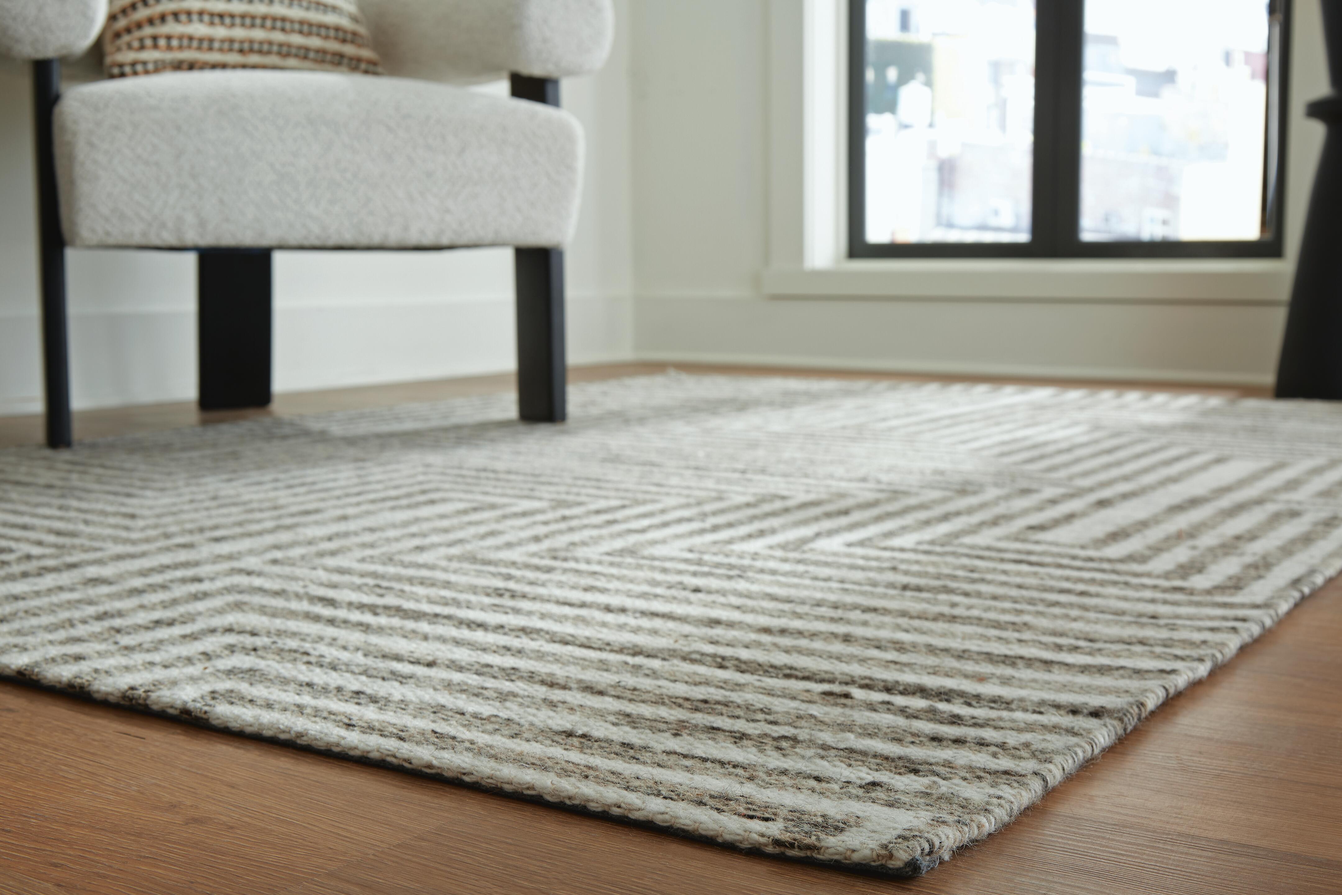 Jossen 8' x 10' Rug