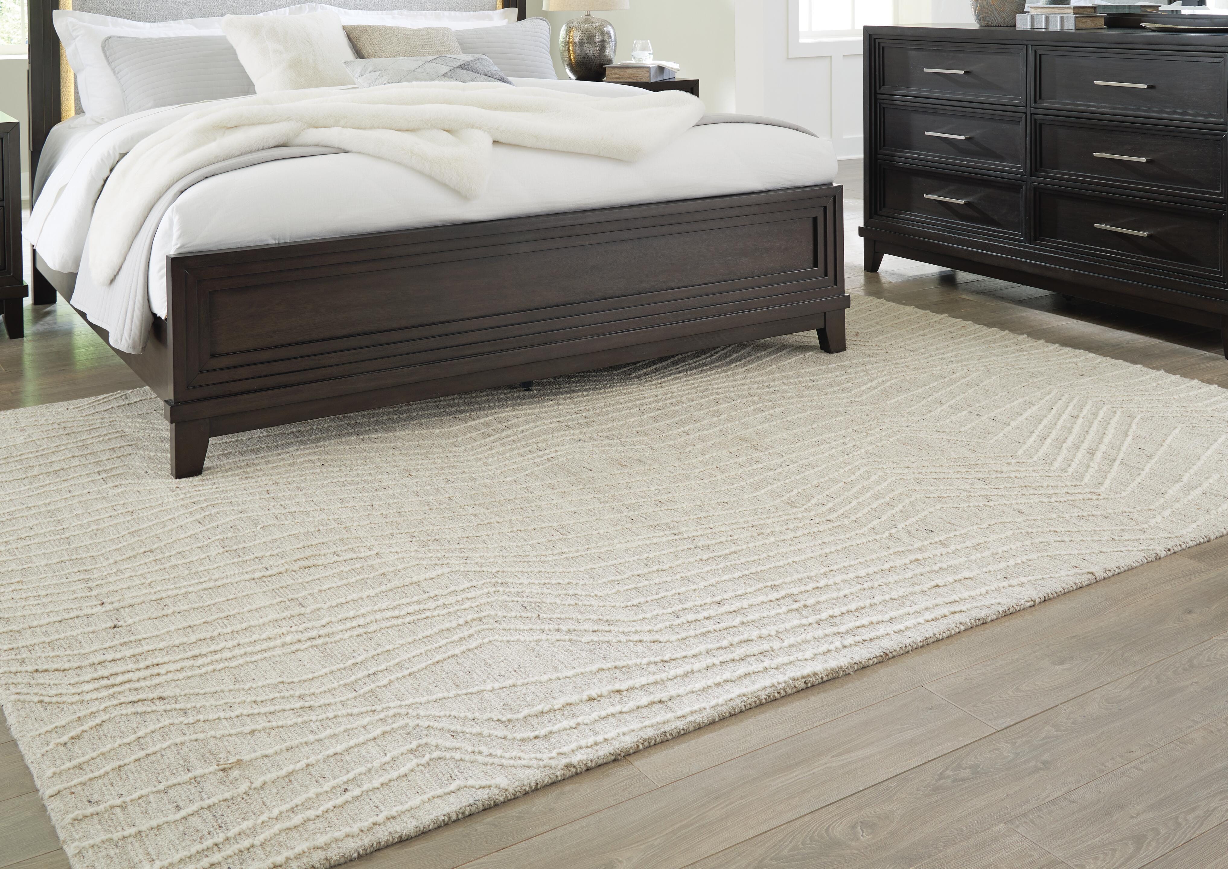Dar Furniture - Ashley Furniture - Varahill 8' x 10' Rug - 8' x 10' Rug / Gray/Ivory - R406931