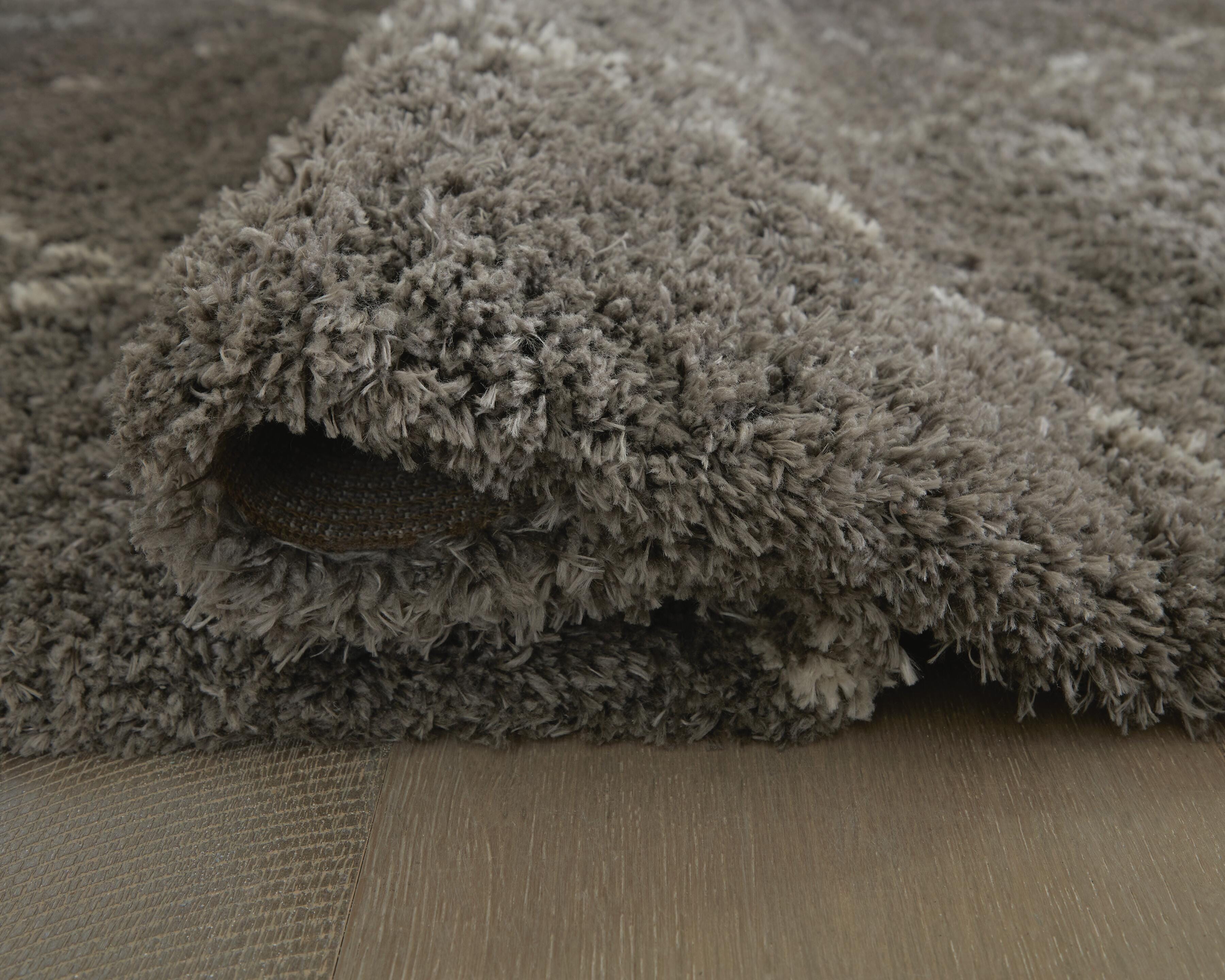 Wrenlow 5' x 7' Rug