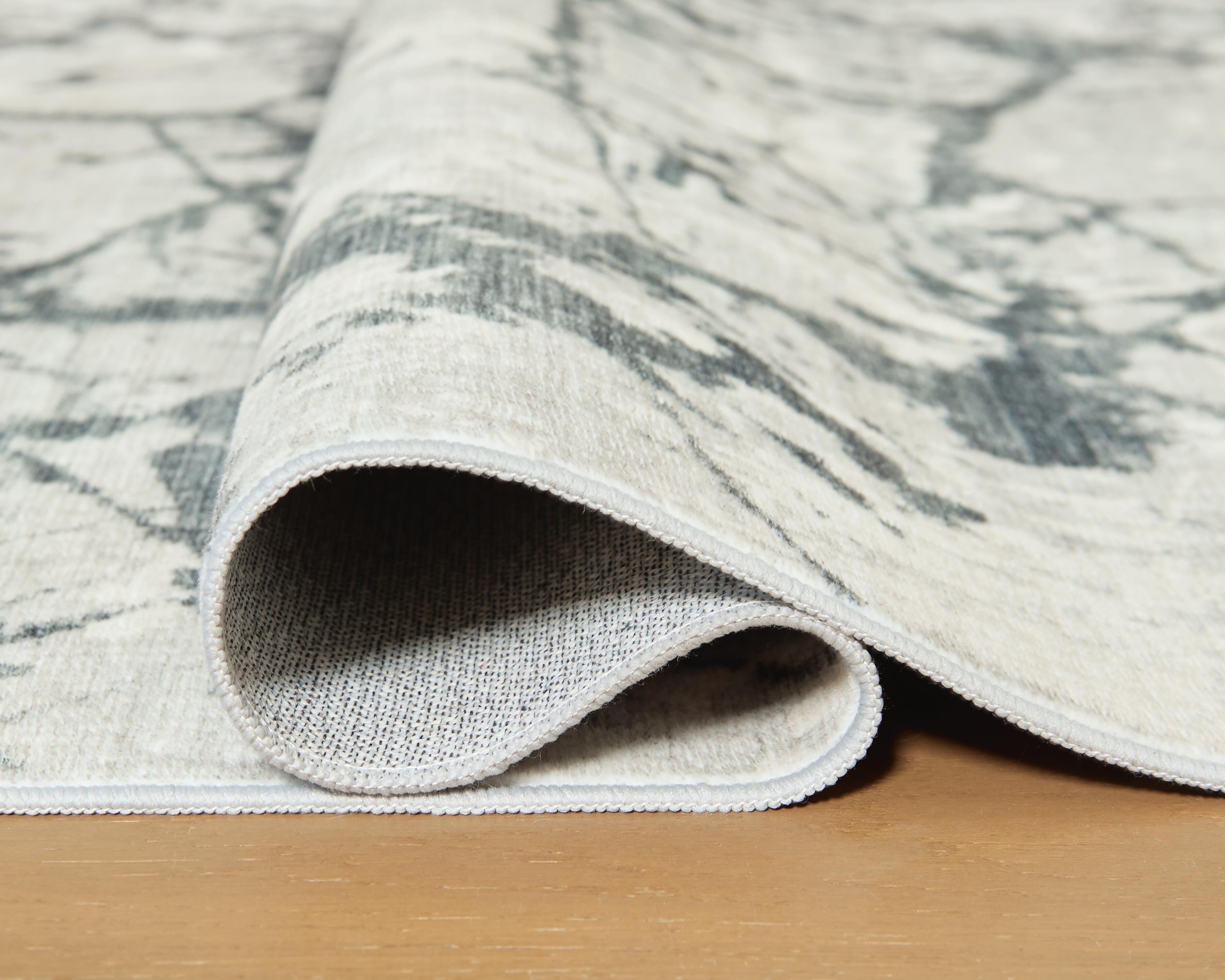 Tobinbury Washable 8' x 10' Area Rug