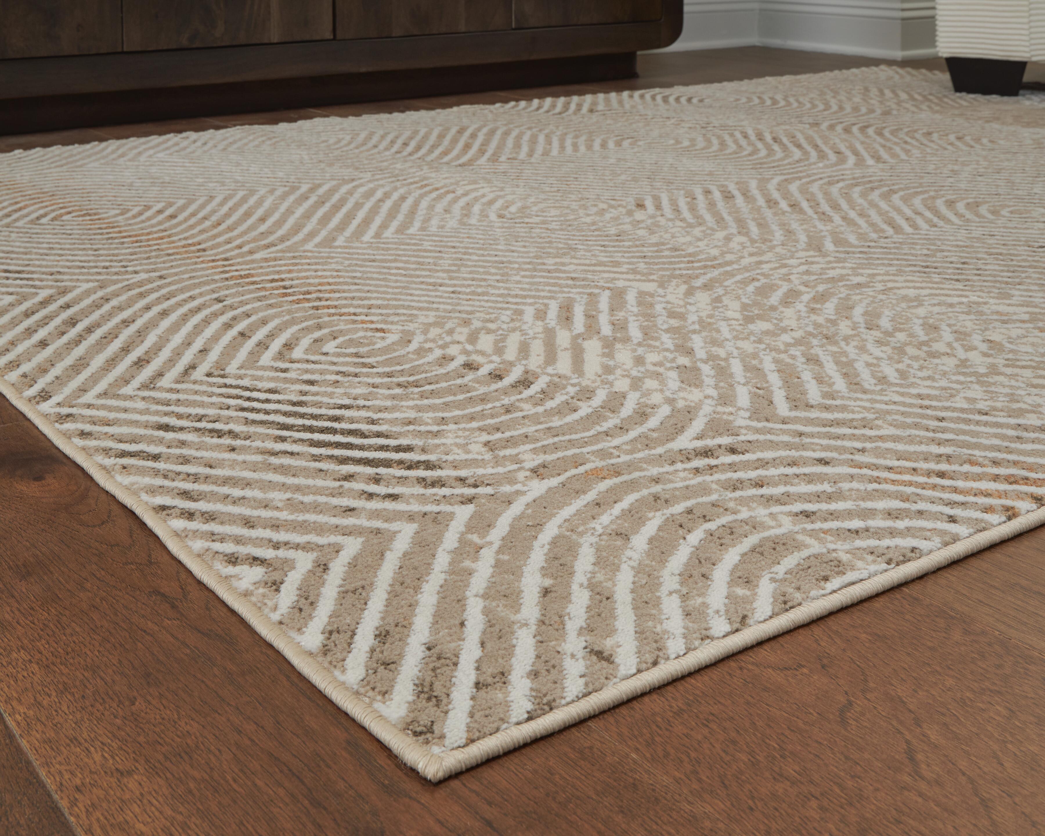 Bachus 5'3" x 7' Area Rug