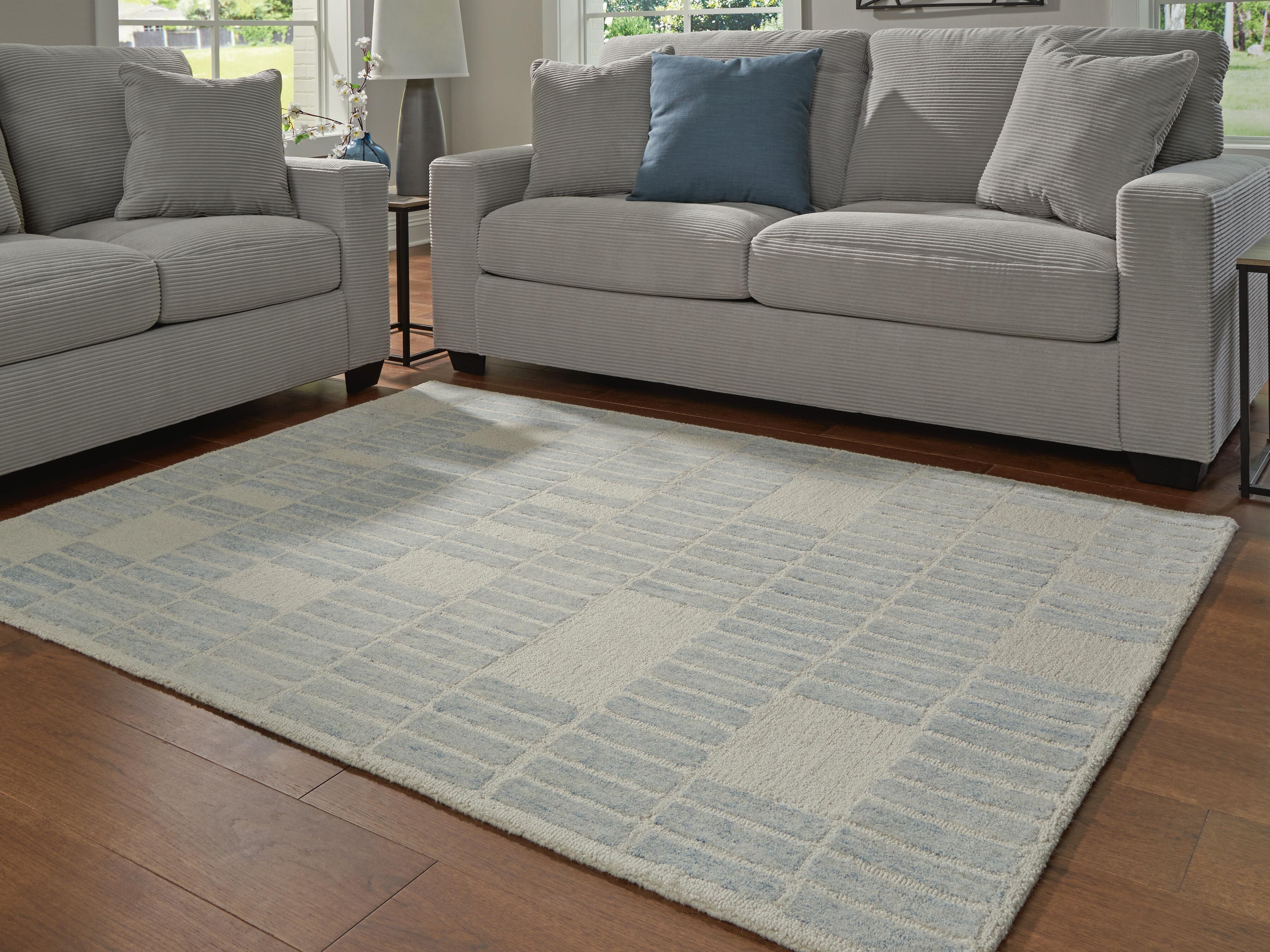Dar Furniture - Ashley Furniture - Dylanton 5' x 7' Area Rug - 5' x 7' Area Rug / Ivory/Blue - R407812