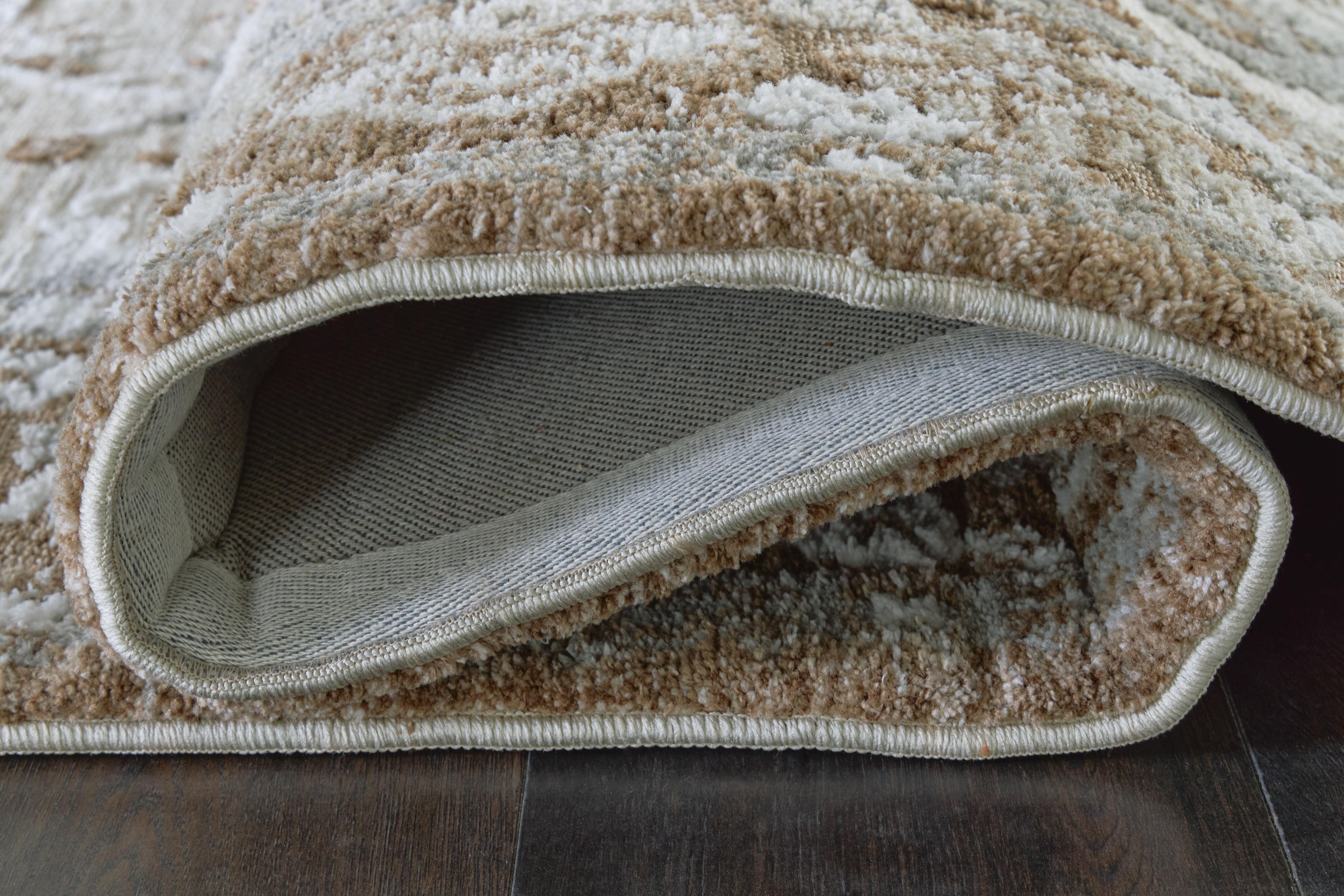 Ainswick Memory Foam Medium Rug