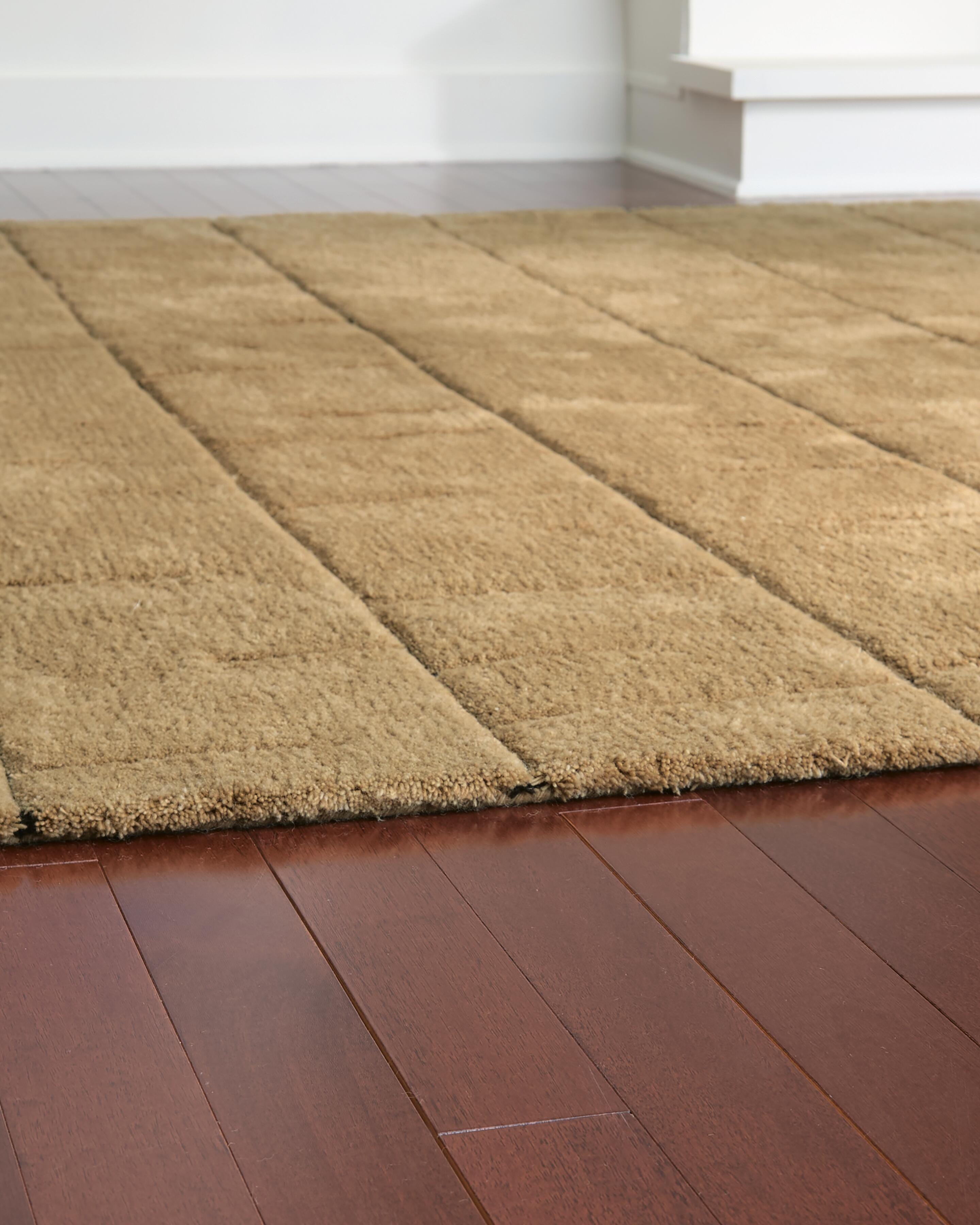 Luzmont Extra Large Rug