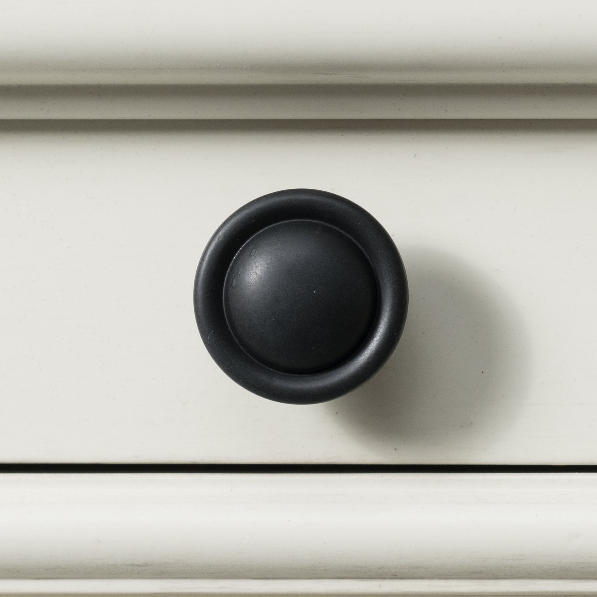 Slater Chest in Antique White