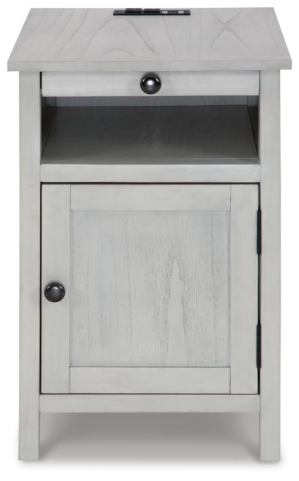 Treytown Chairside End Table