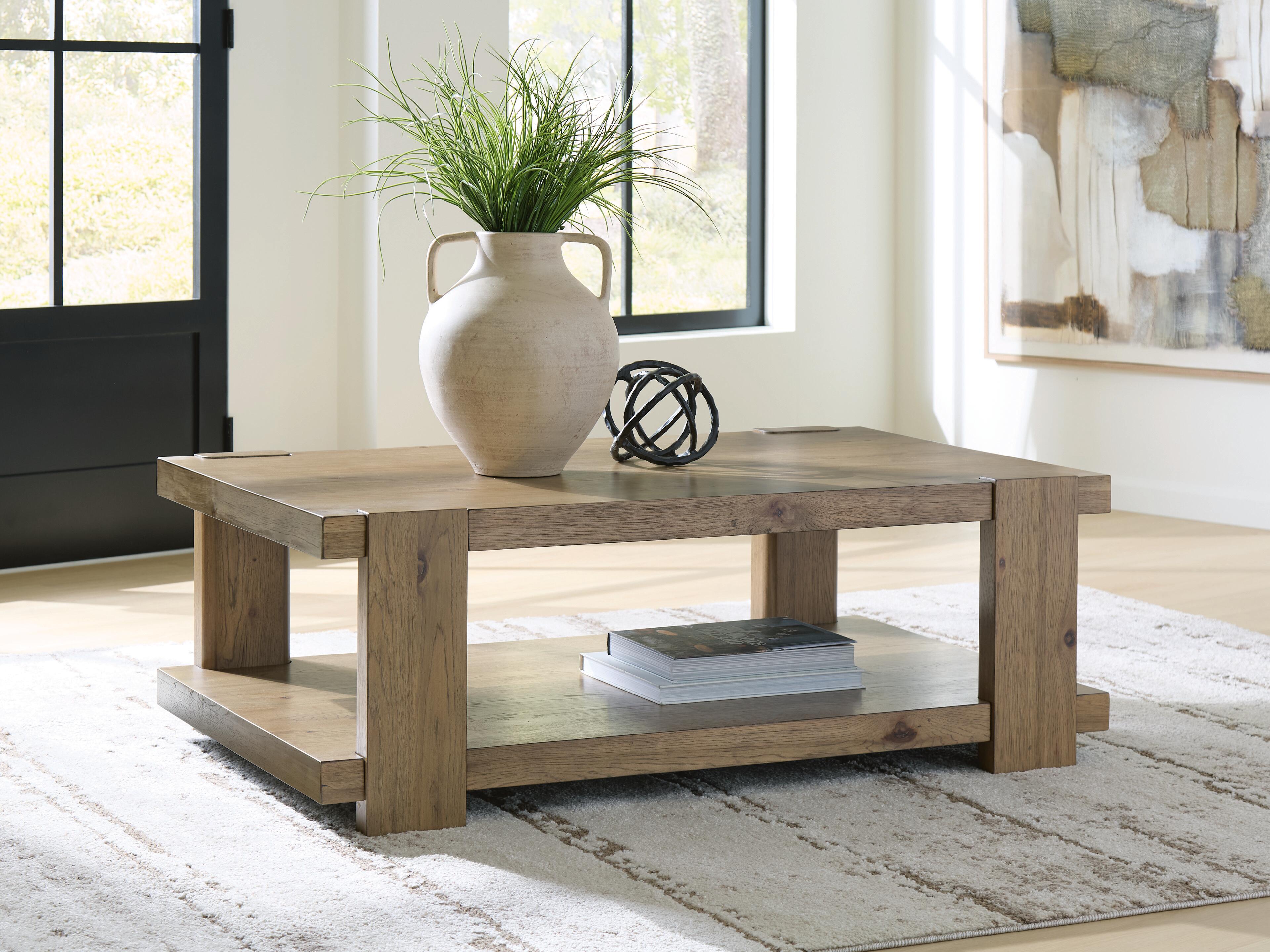 Dar Furniture - Ashley Furniture - Flangren Coffee Table - Rectangular Cocktail Table / Light Brown - T553-1