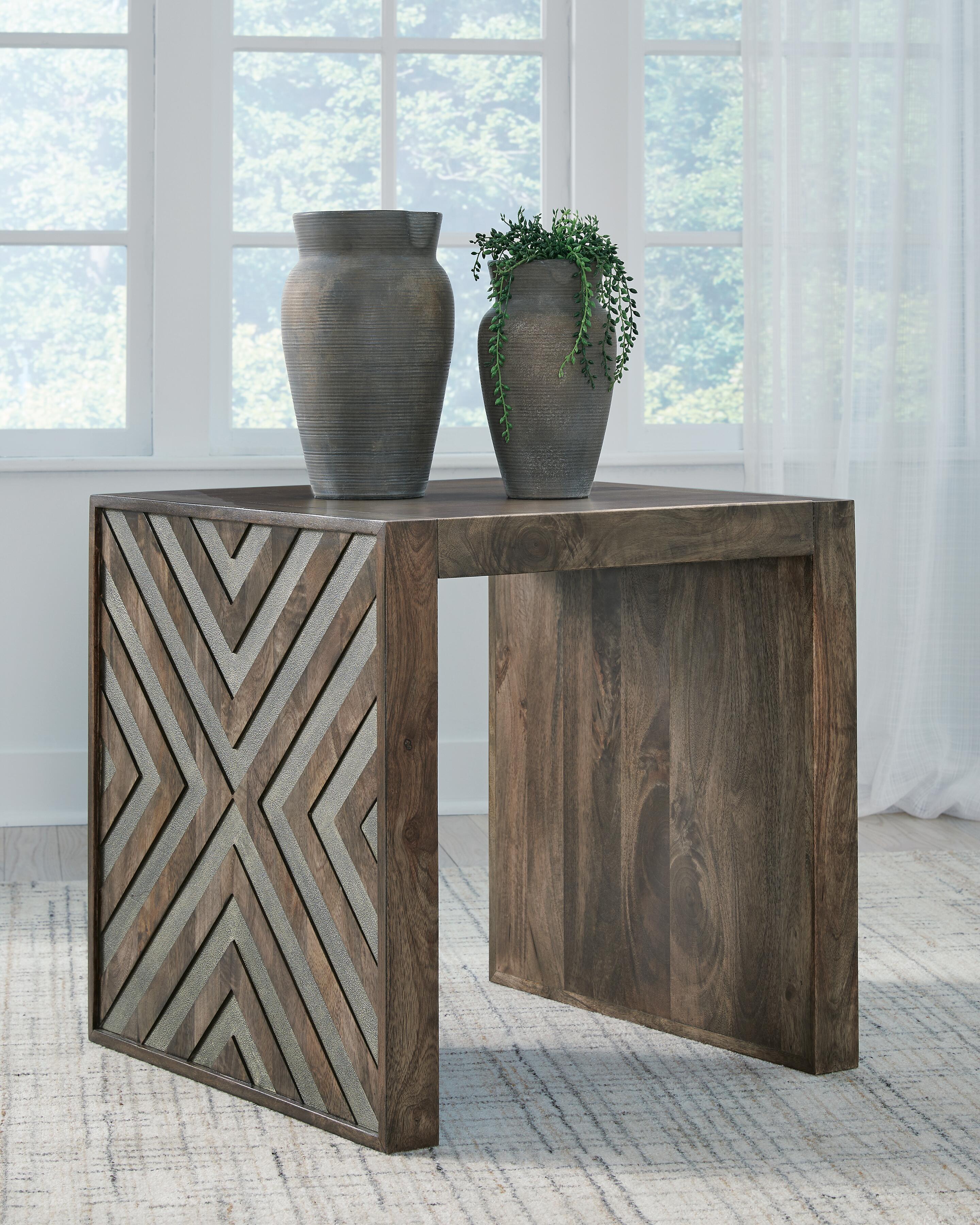 Dar Furniture - Ashley Furniture - Dreggan End Table - Square End Table / Brown - T567-2