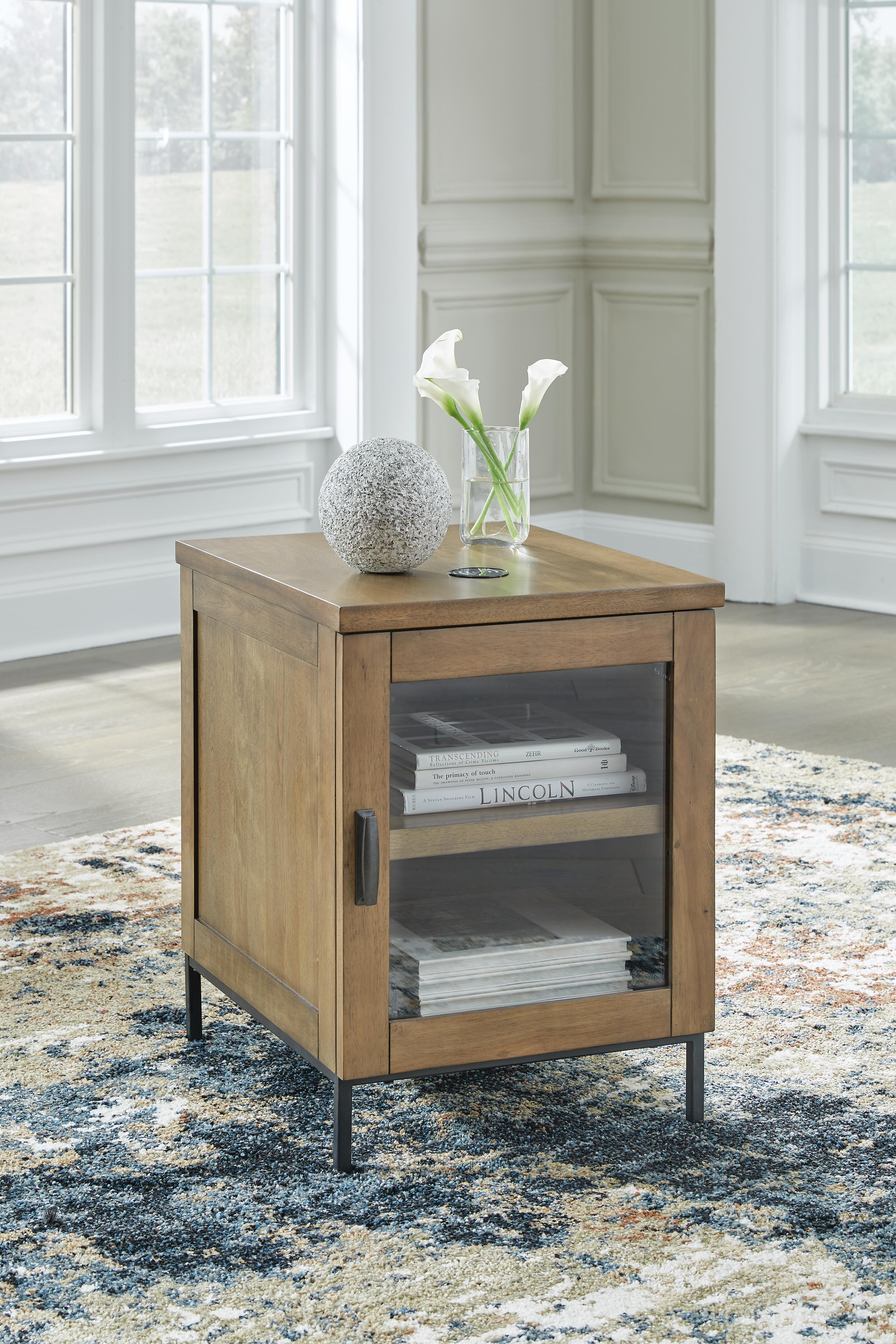 Dar Furniture - Ashley Furniture - Torlanta Chairside End Table - Chair Side End Table / Brown - T686-7